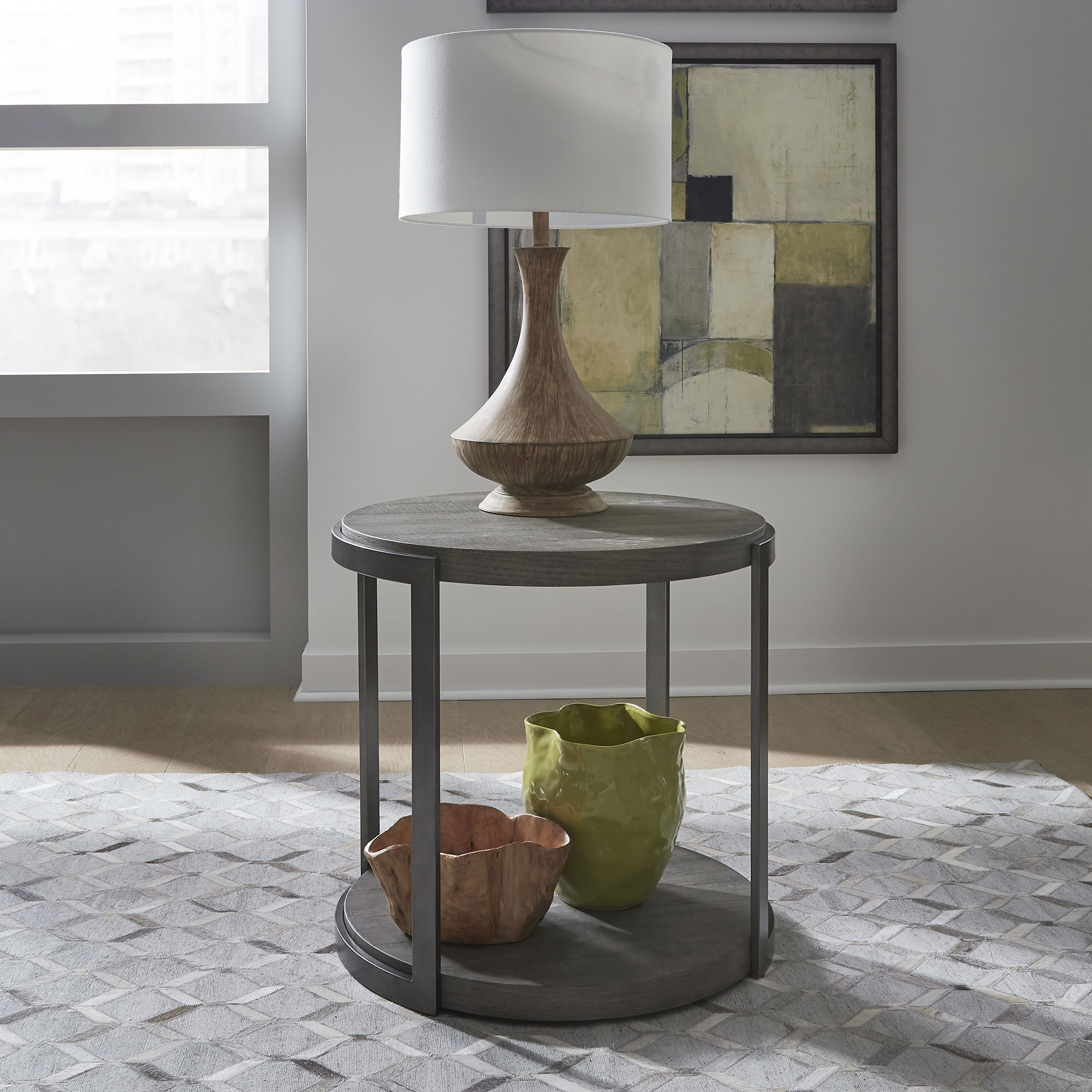 Modern View - Round Table