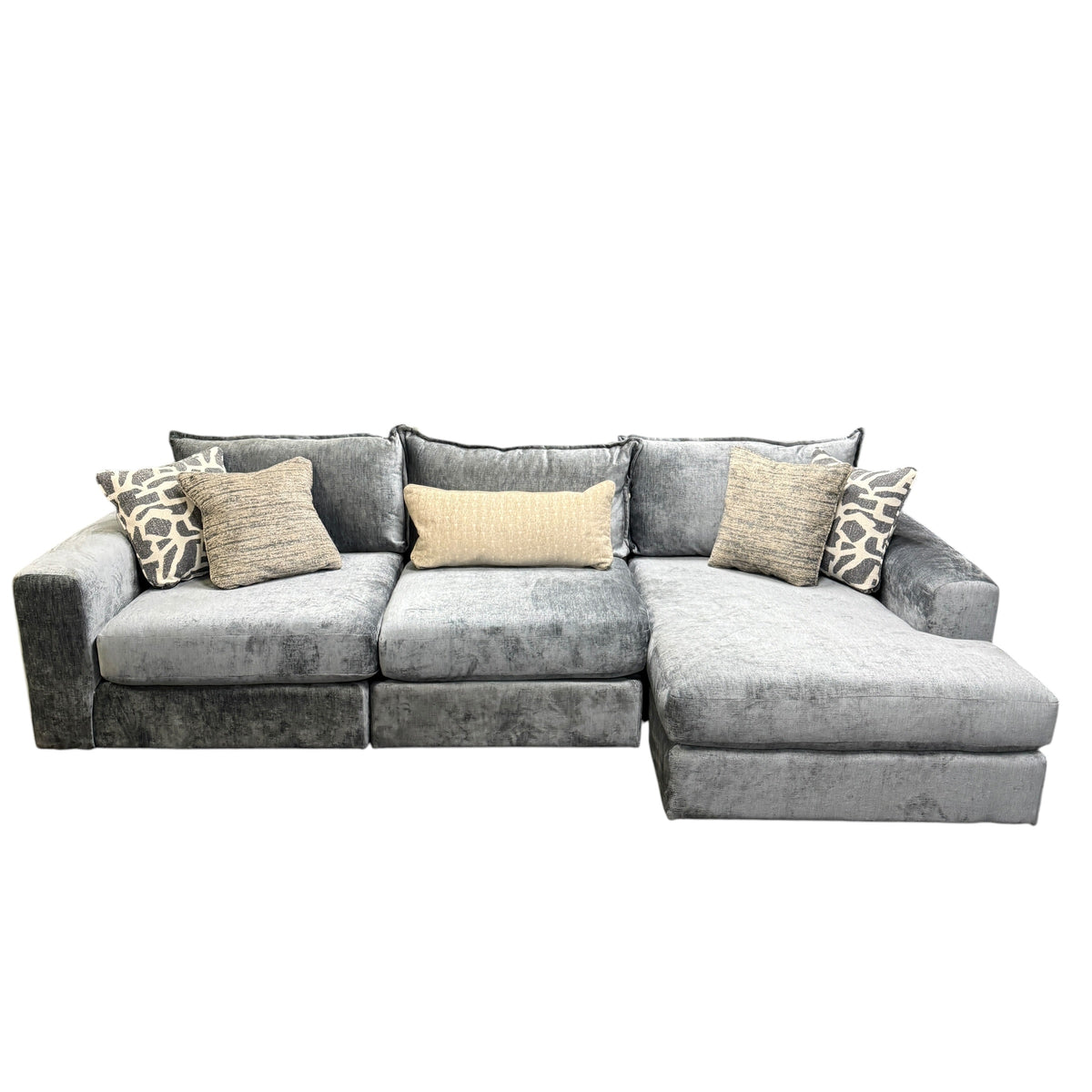 Wicker Sectional with RAF Chaise in Scarborough Steel