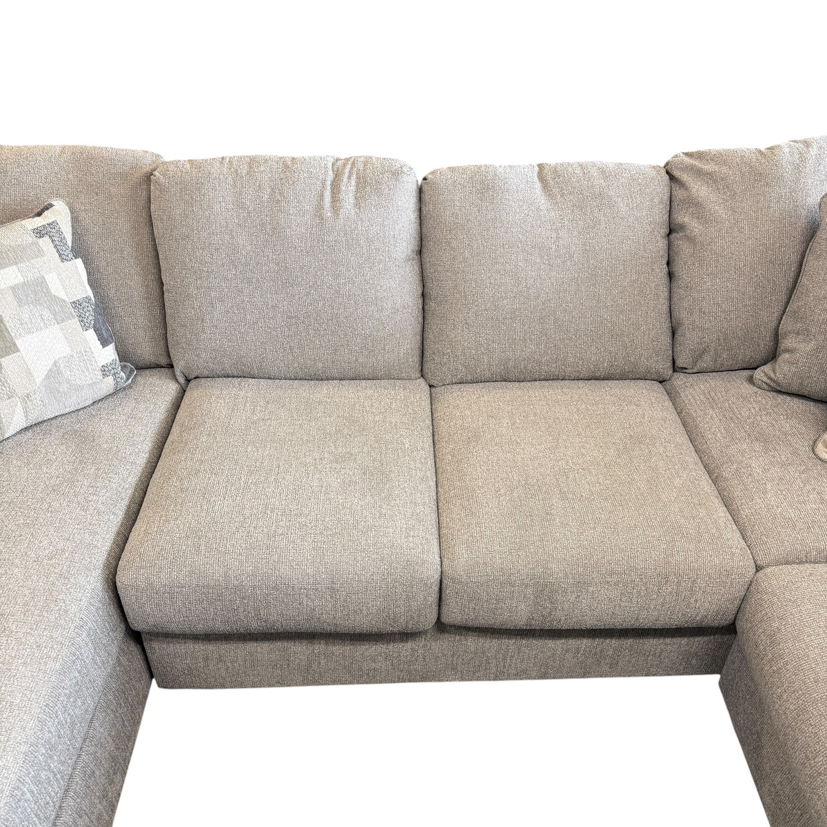Alora U Shape Sectional with LAF Chaise in Gray