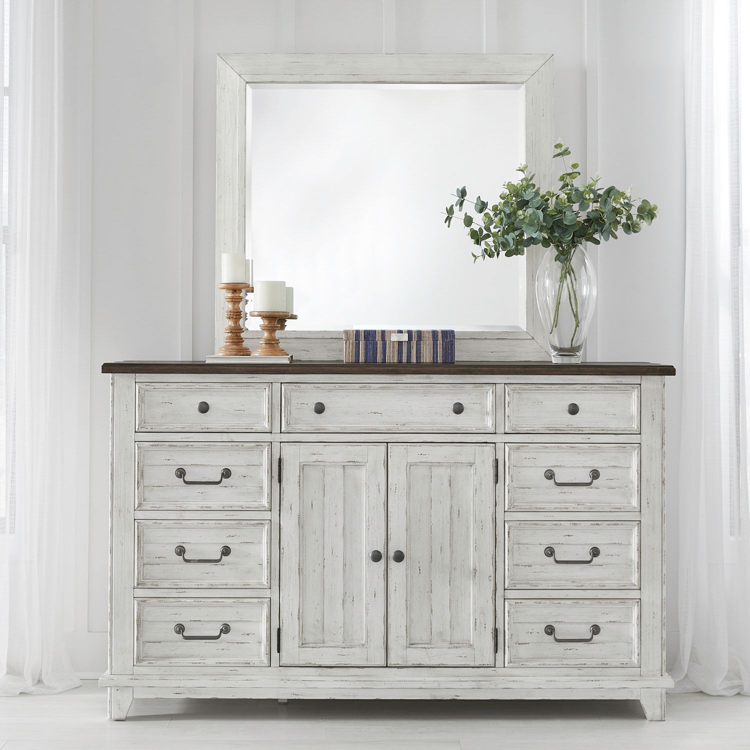 Dresser & Mirror