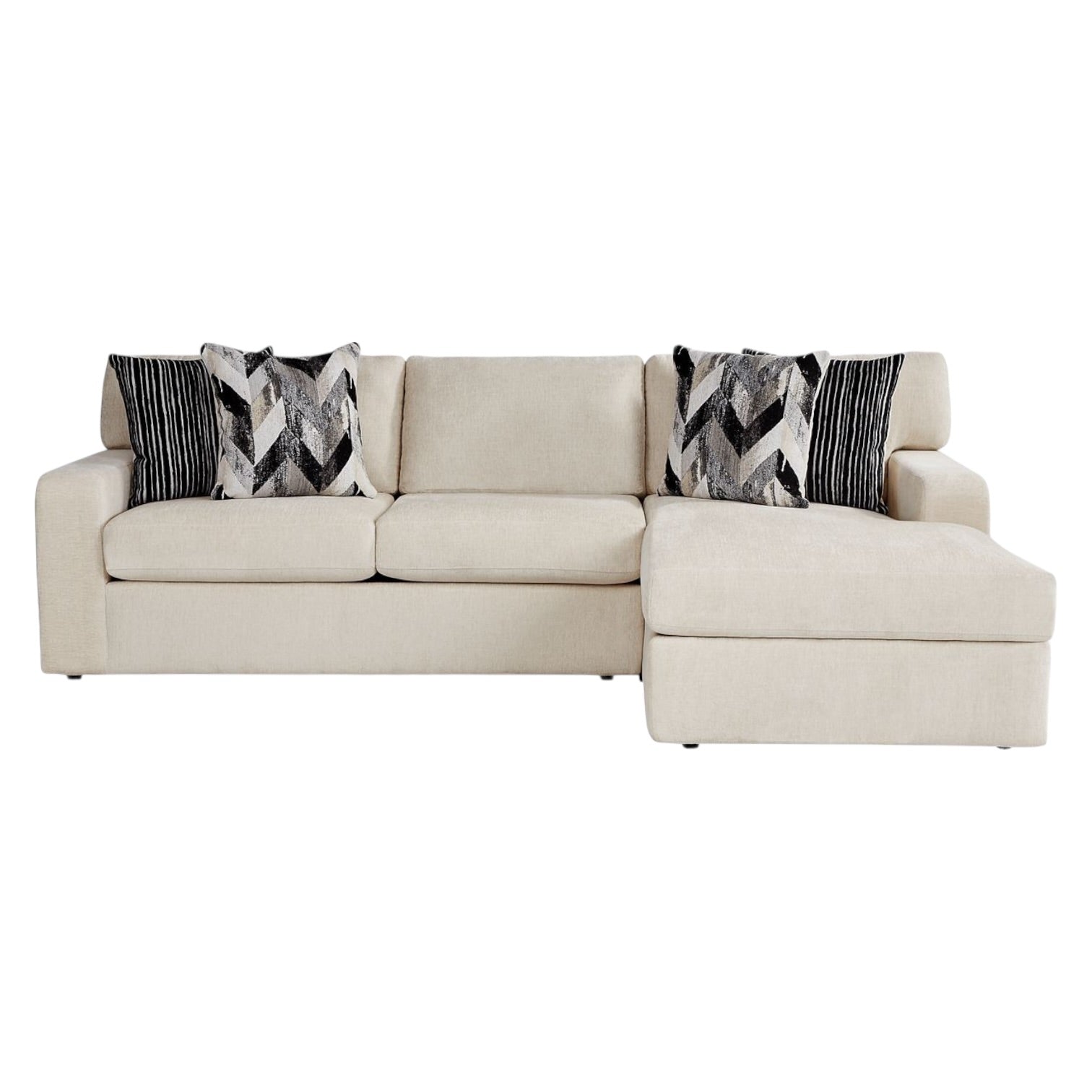 Ellington Sectional with Right Facing Chaise in Cream
