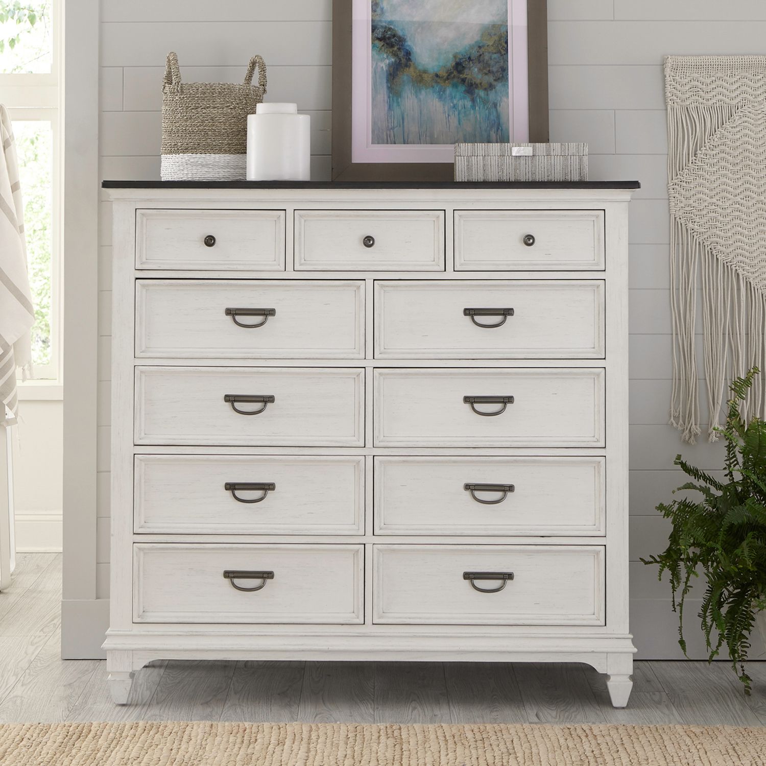 11 Drawer Chesser