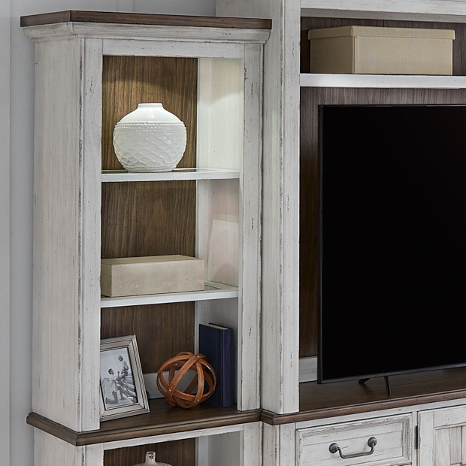 River Place - Left Pier Top - Riverstone White & Tobacco