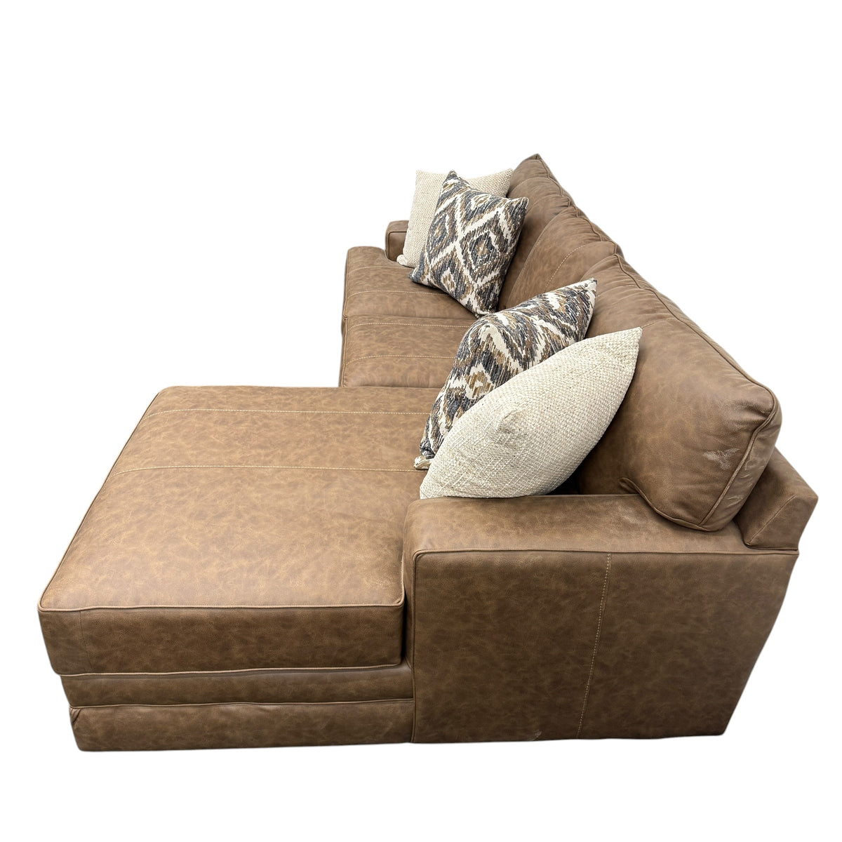 Bedford Sectional with Right Chaise