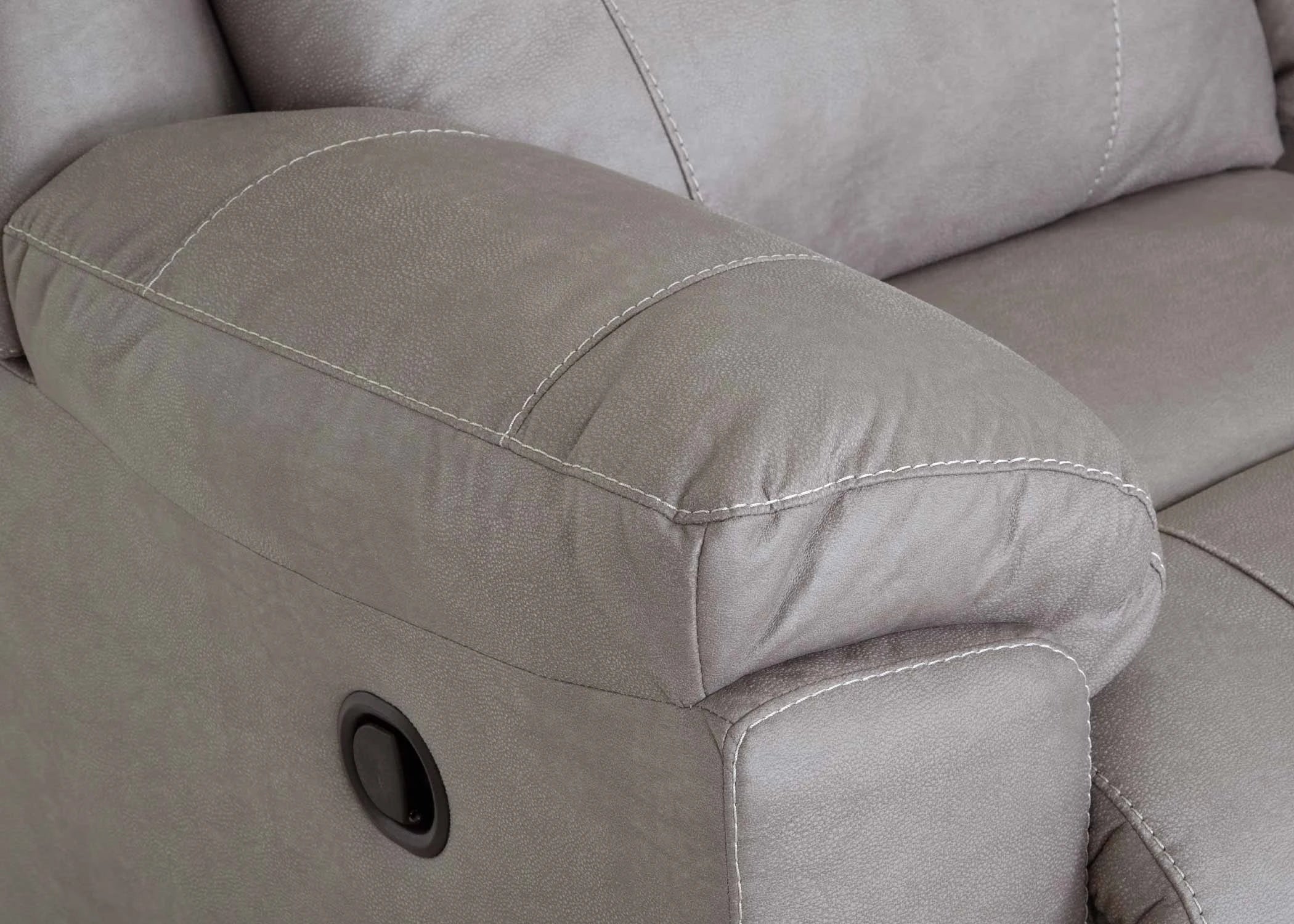 Ransom Relaxed Motion Reclining Living Room Collection