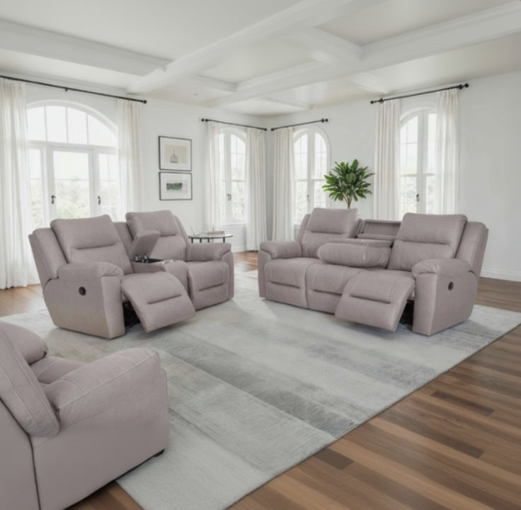 Ransom Relaxed Motion Reclining Living Room Collection