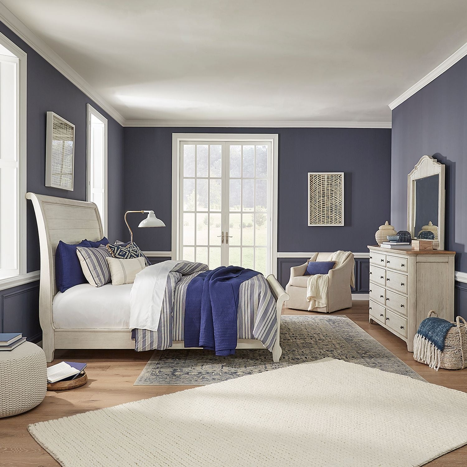 King Sleigh Bed, Dresser & Mirror
