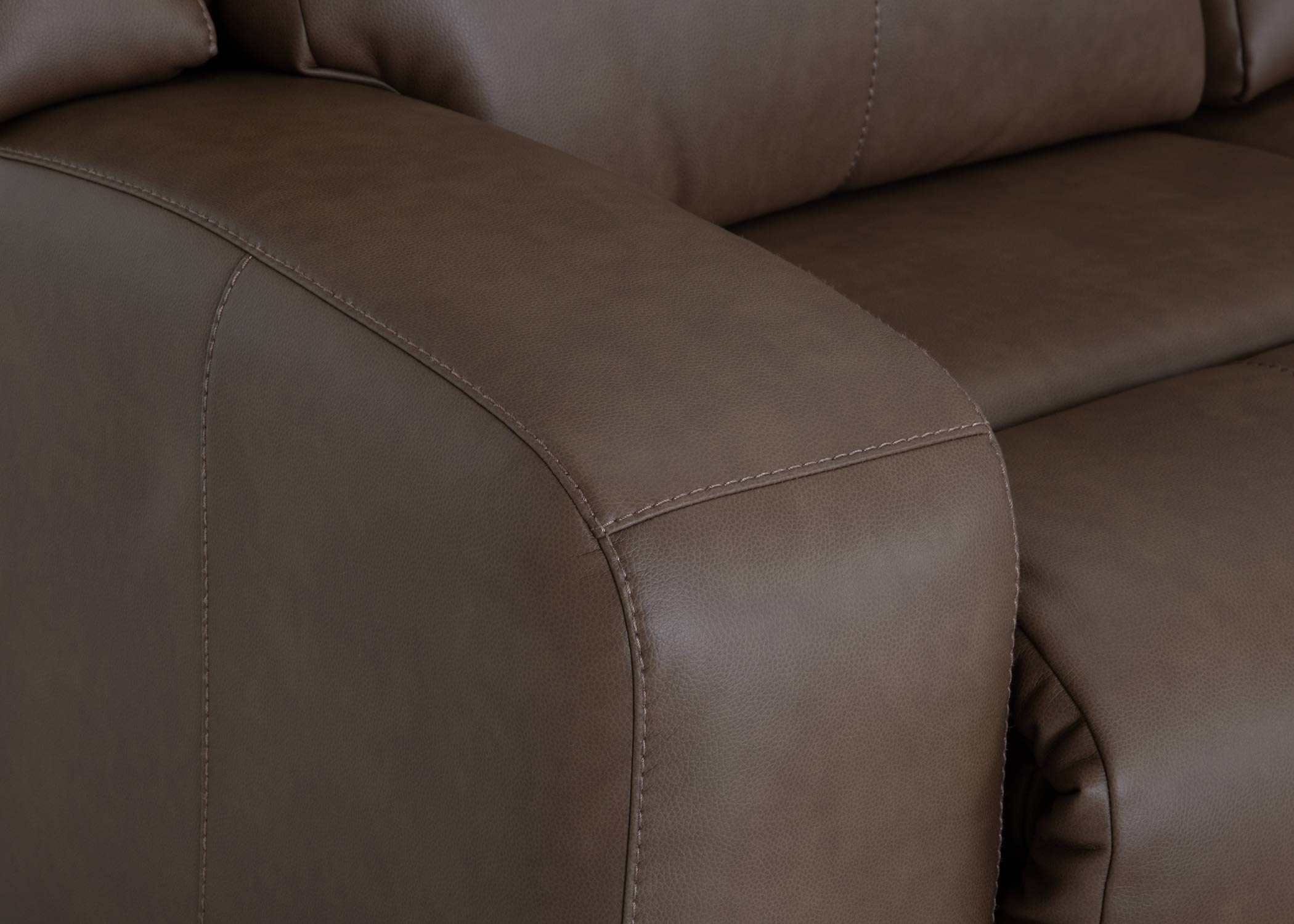 Winston Casual Motion Reclining Living Room Collection