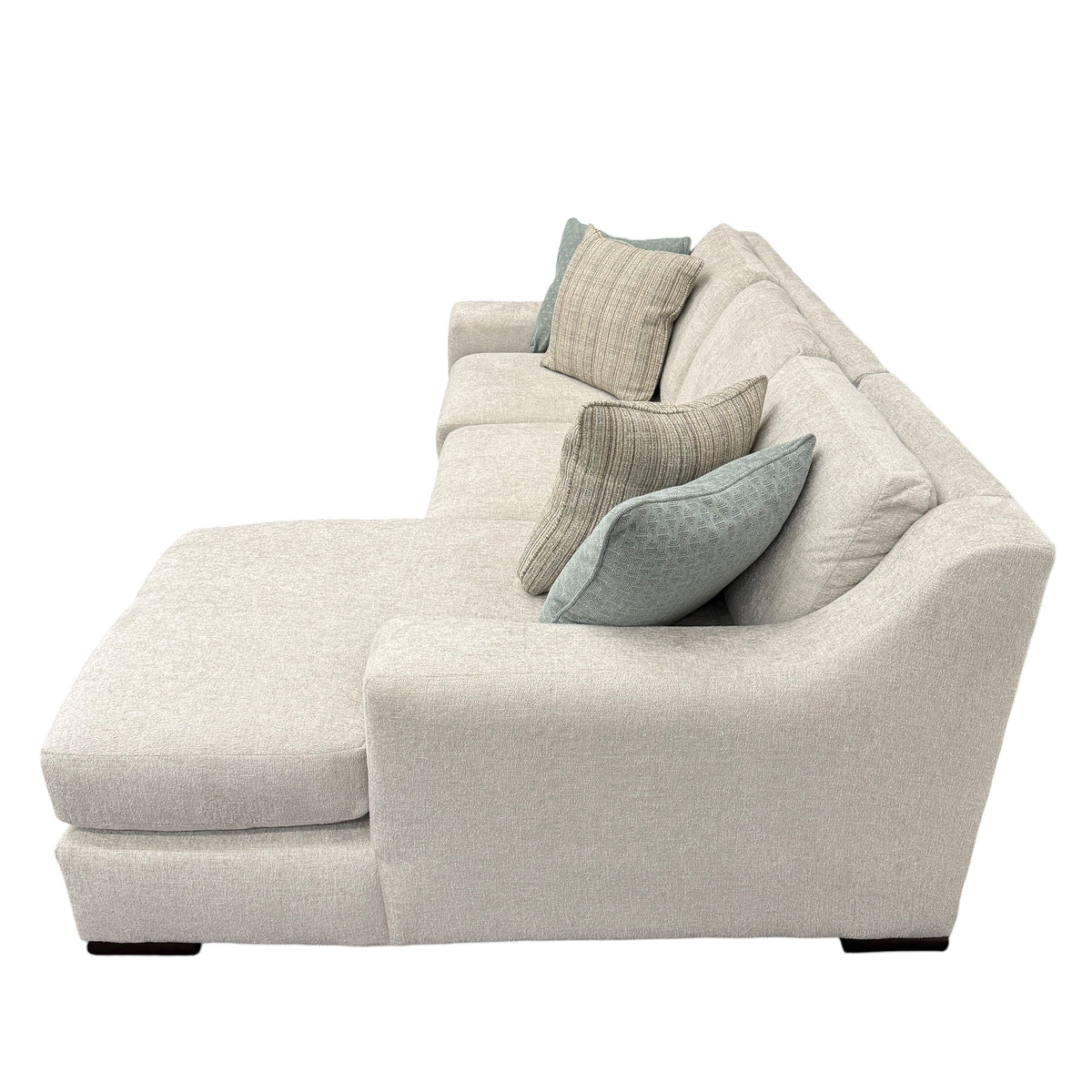 Vance Sectional with Right Arm Facing Chaise