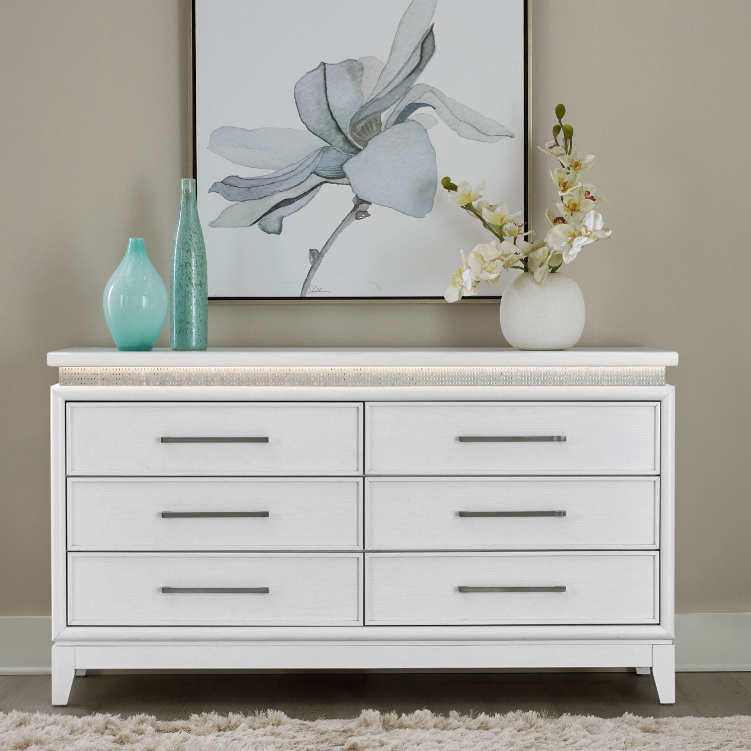 6 Drawer Dresser w/ Lights