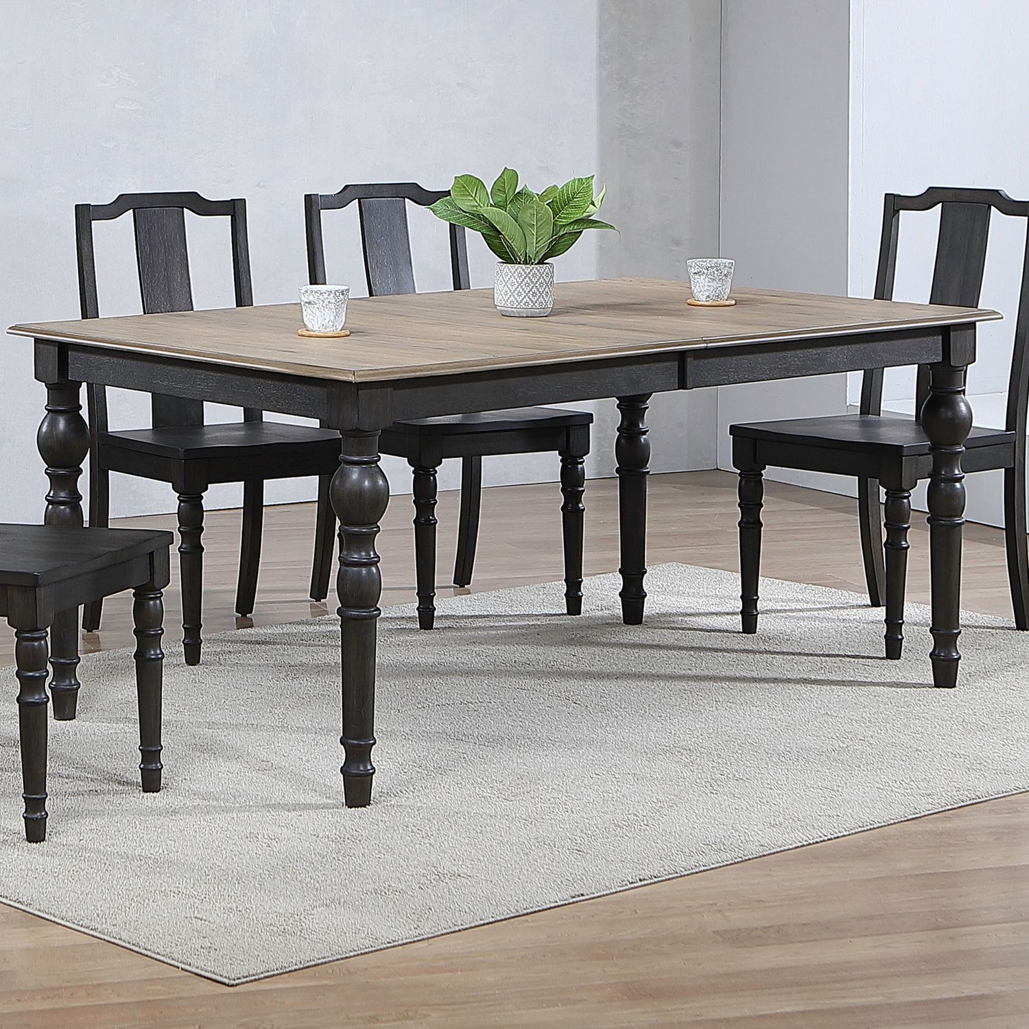 Rectangular Leg Table