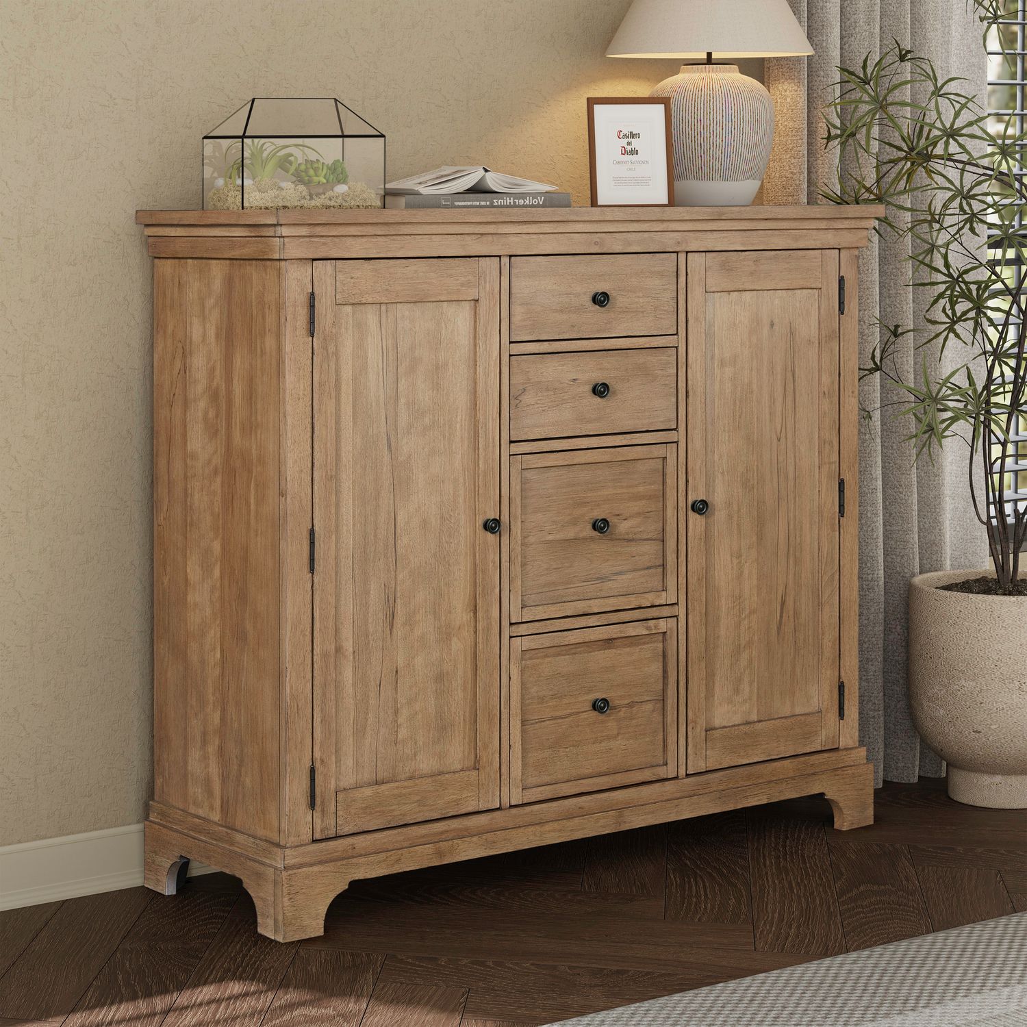 2 Door 4 Drawer Chesser
