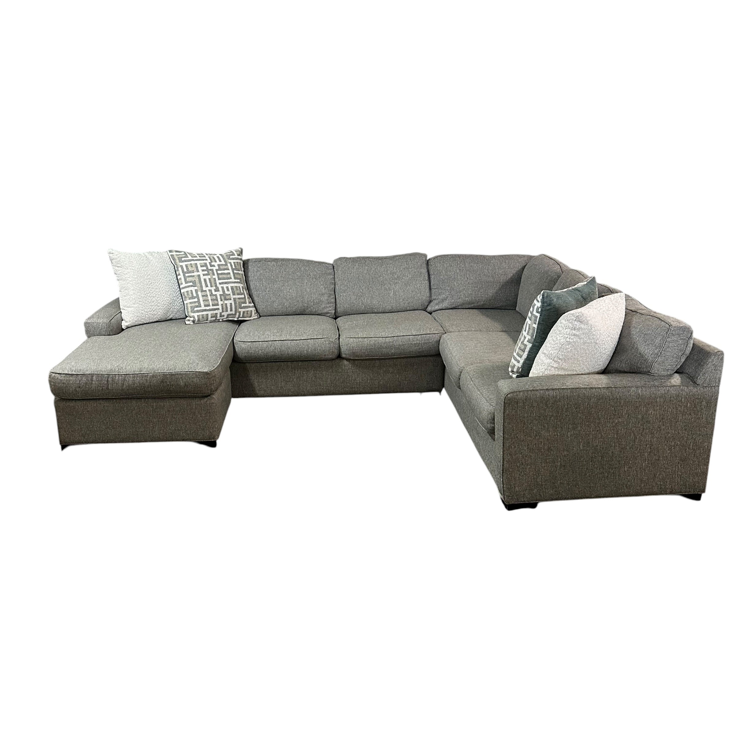 U Shape Sectional with LAF Chaise in Gray