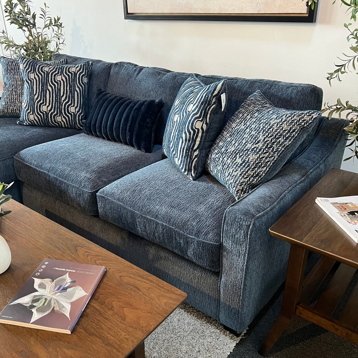 Michigan Sectional Sofa With Reversible Chaise in Blue