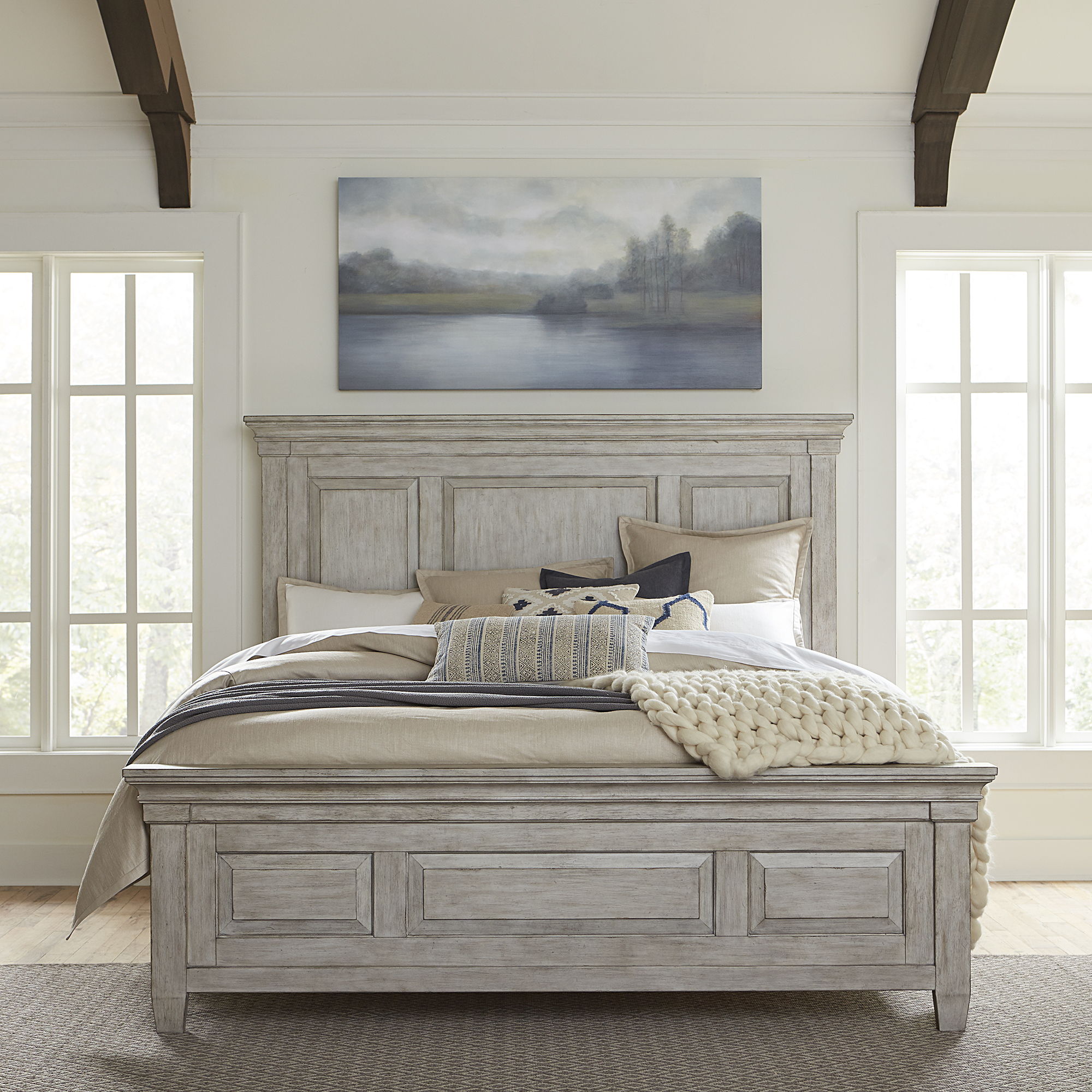 Heartland - Panel Bed