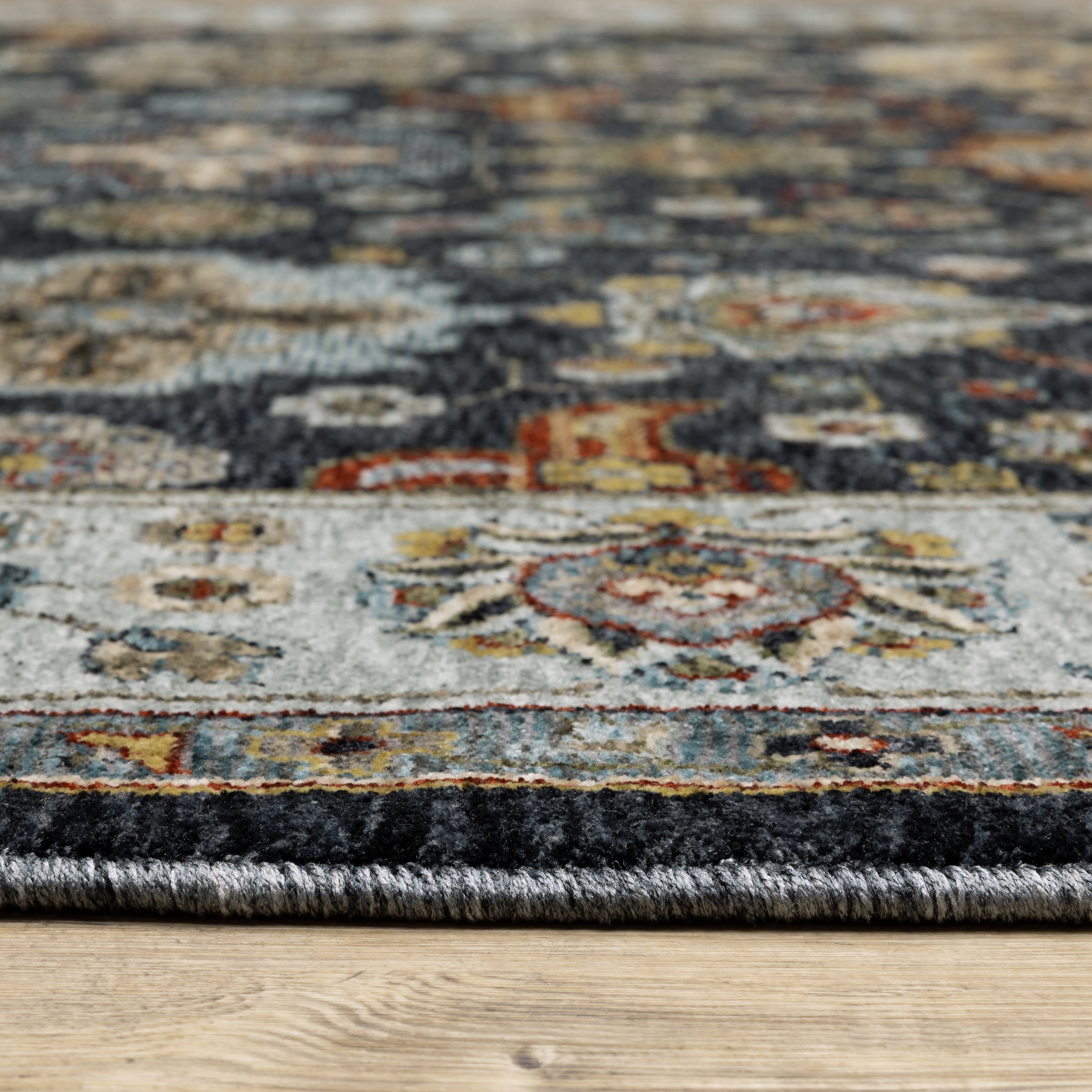 Oriental Weavers Aberdeen 561B Blue/Multi Area Rug