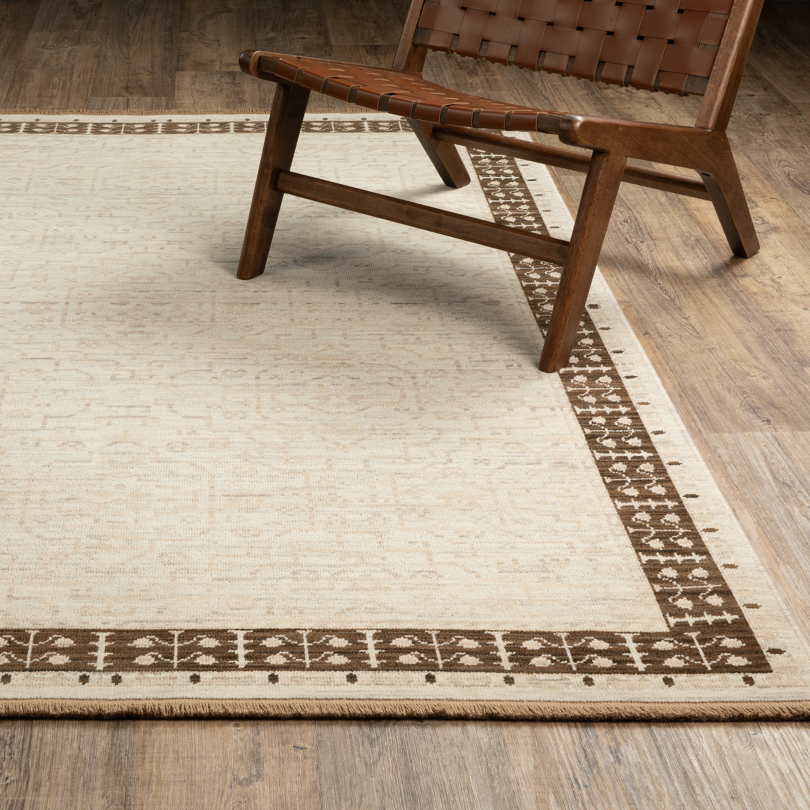 Oriental Weavers Acacia ACA02 Beige/Brown Area Rug