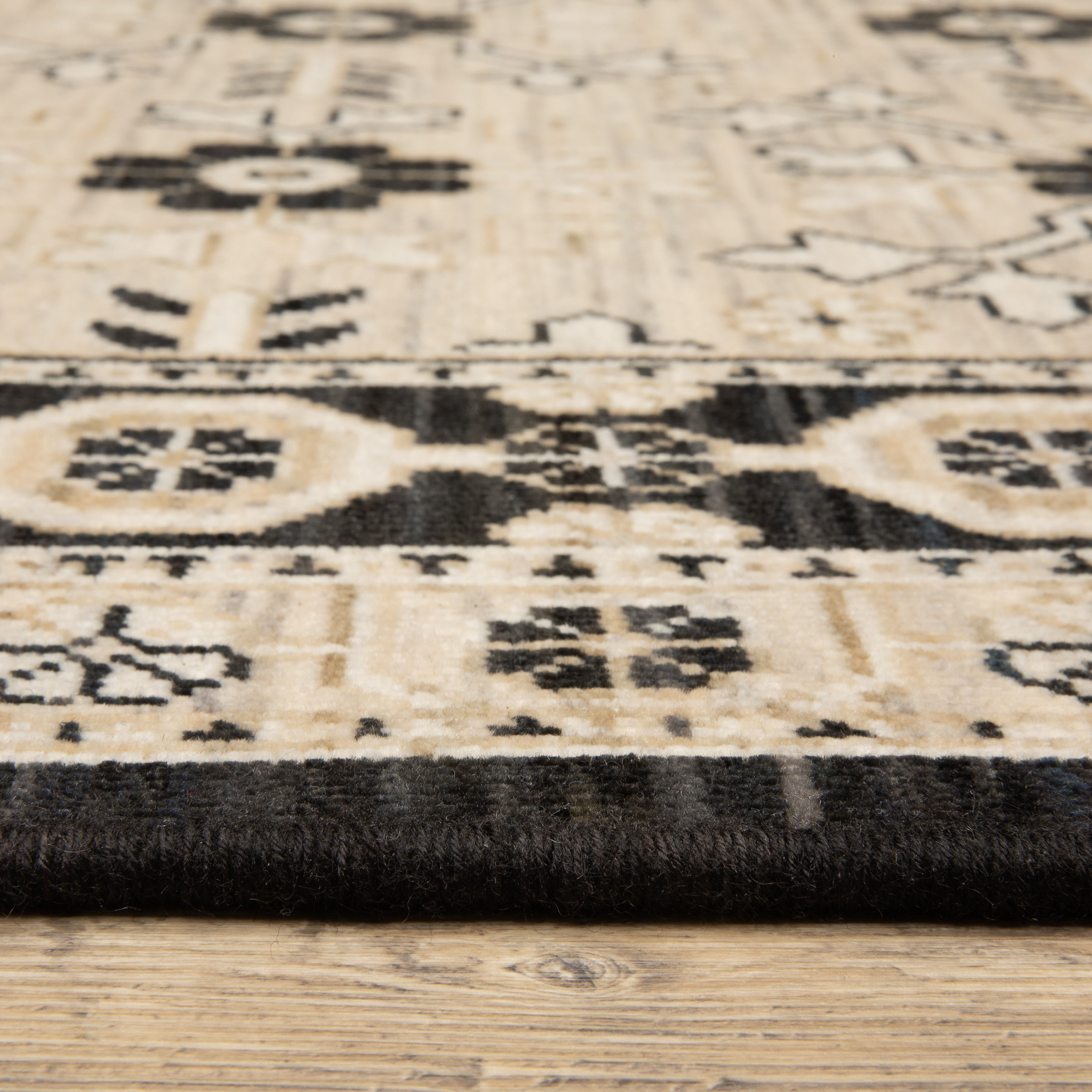 Oriental Weavers Acacia ACA09 Beige/Black Area Rug