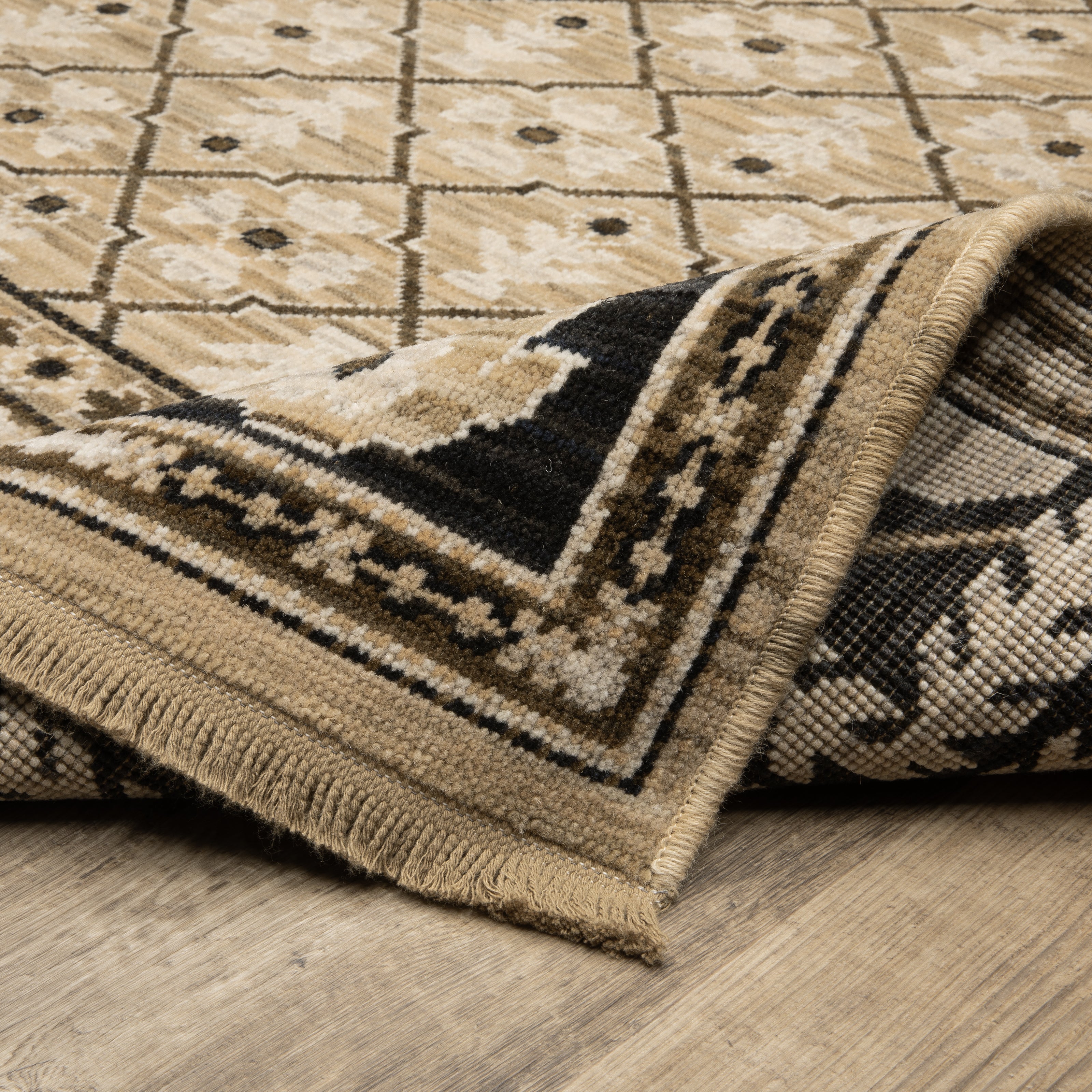 Oriental Weavers Acacia ACA12 Tan/Black Area Rug