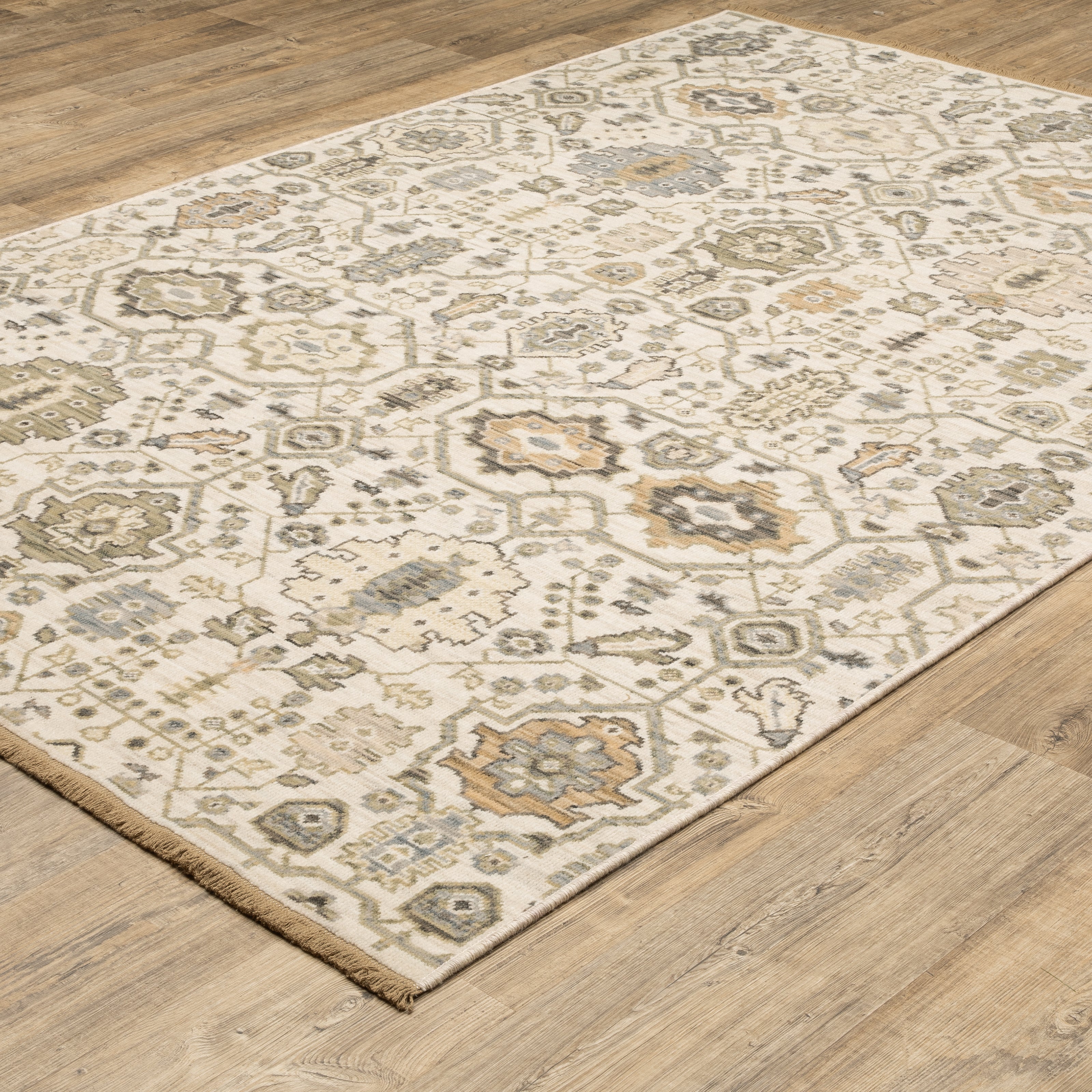 Oriental Weavers Acacia ACA16 Ivory/Gold Area Rug