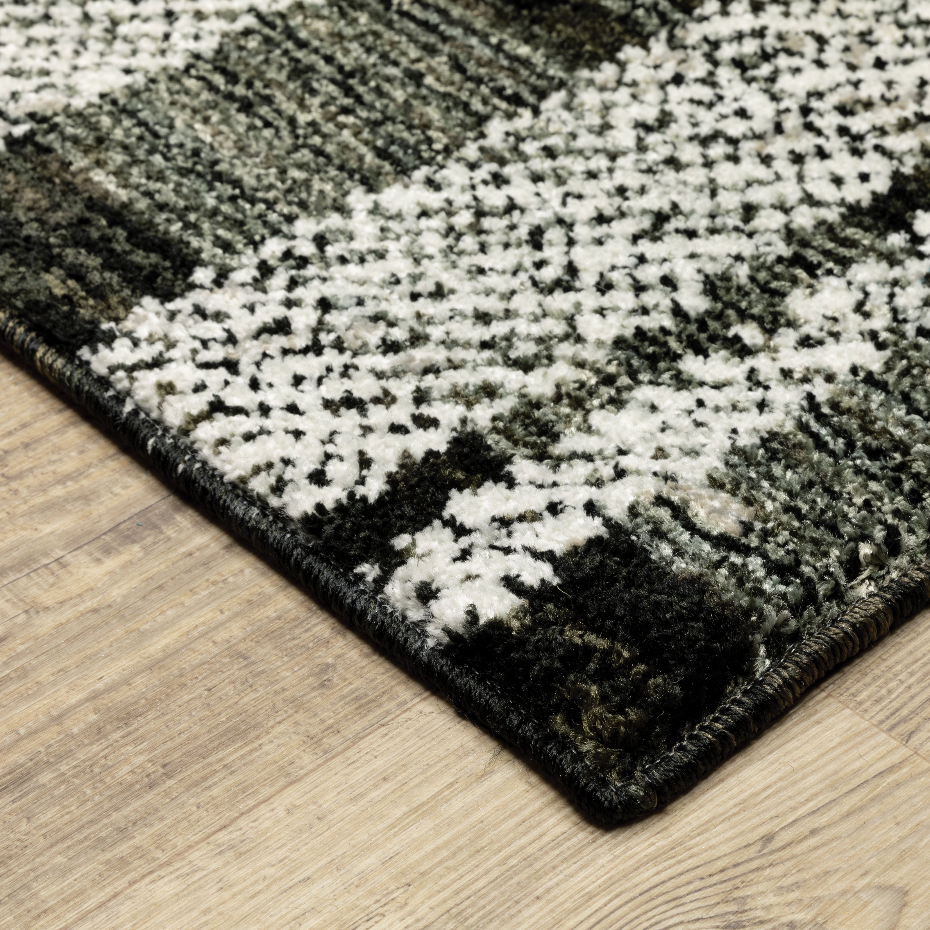 Oriental Weavers Atlas 752C Area Rug