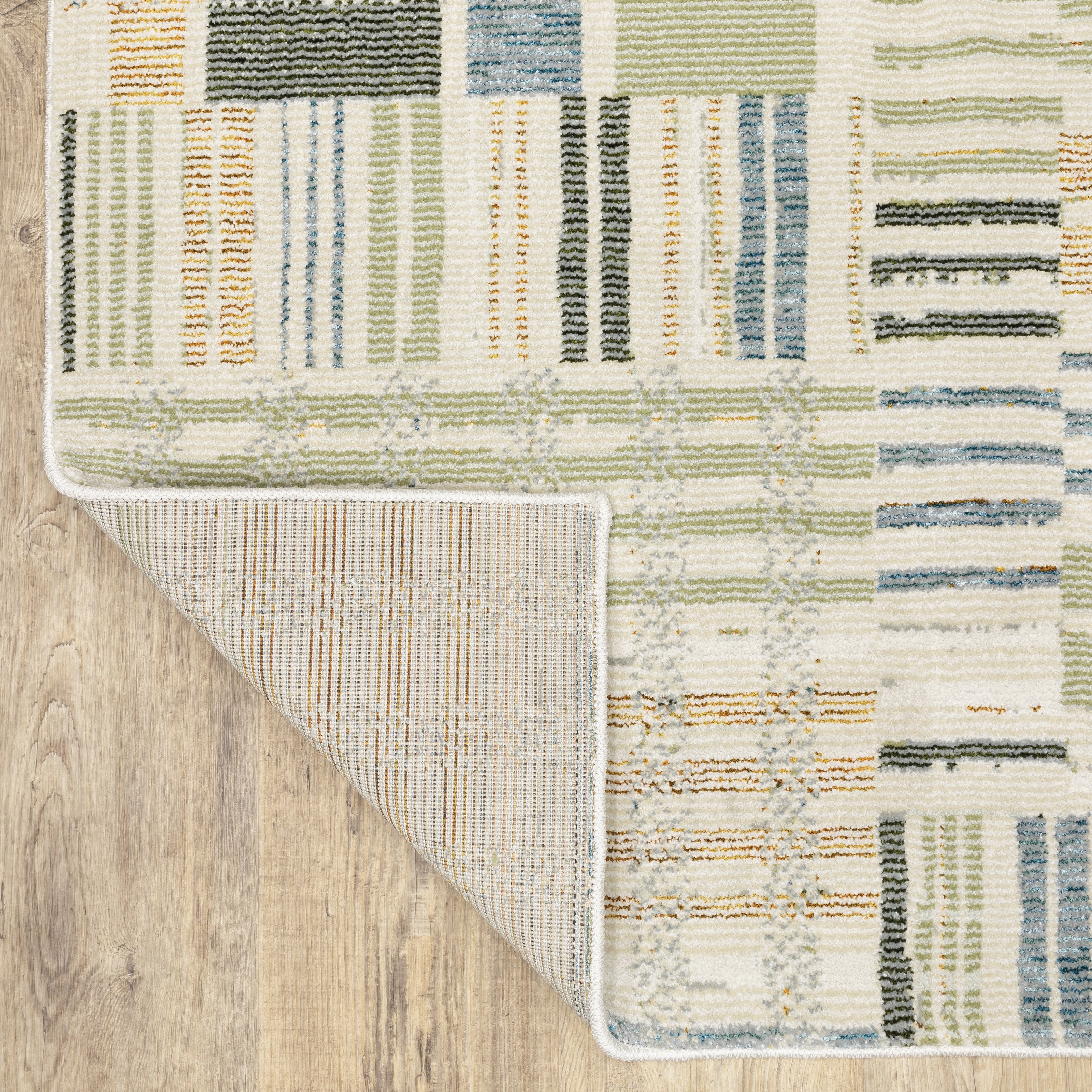 Oriental Weavers Atlas 752E Area Rug