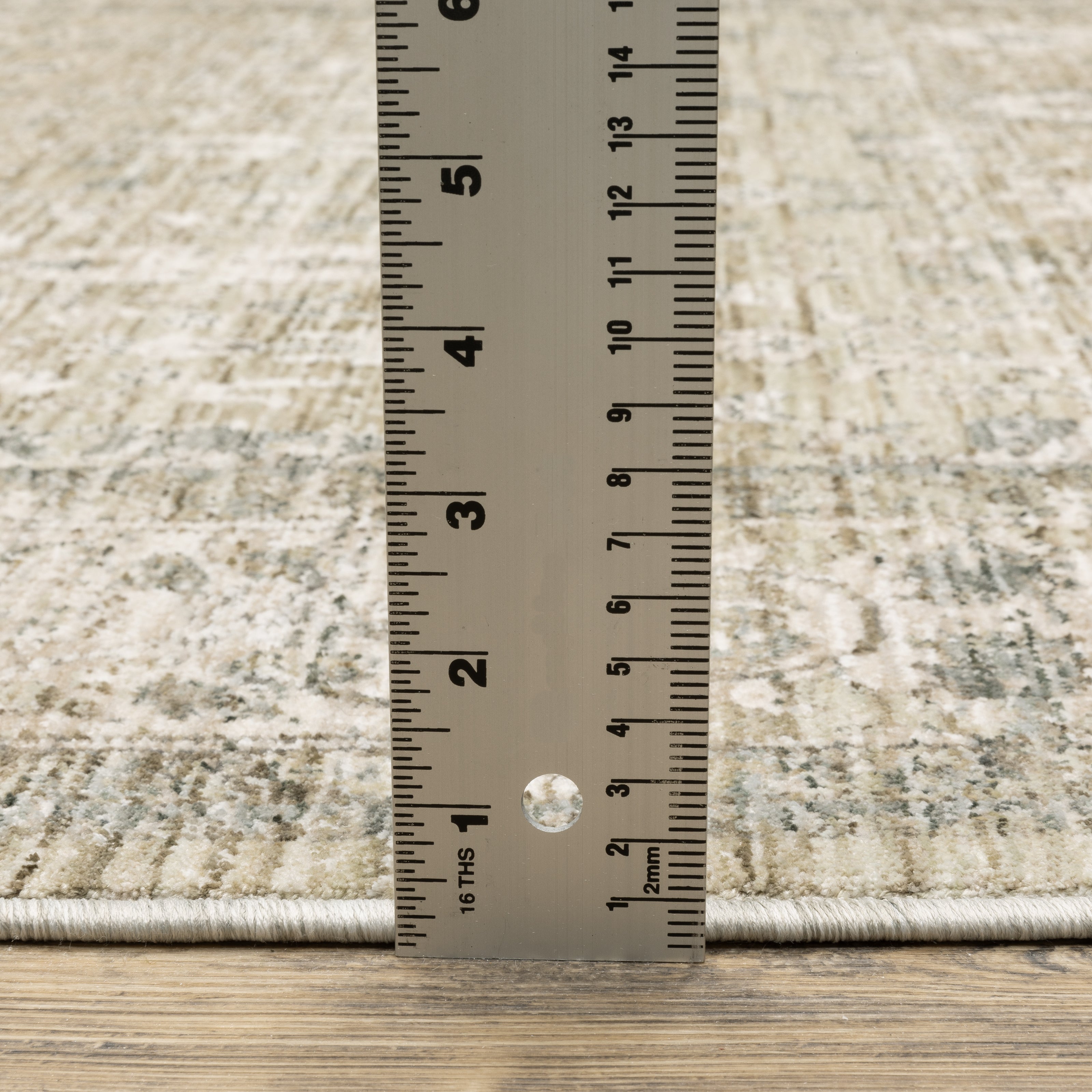 Oriental Weavers Avalon AVA03 Beige/Grey Area Rug