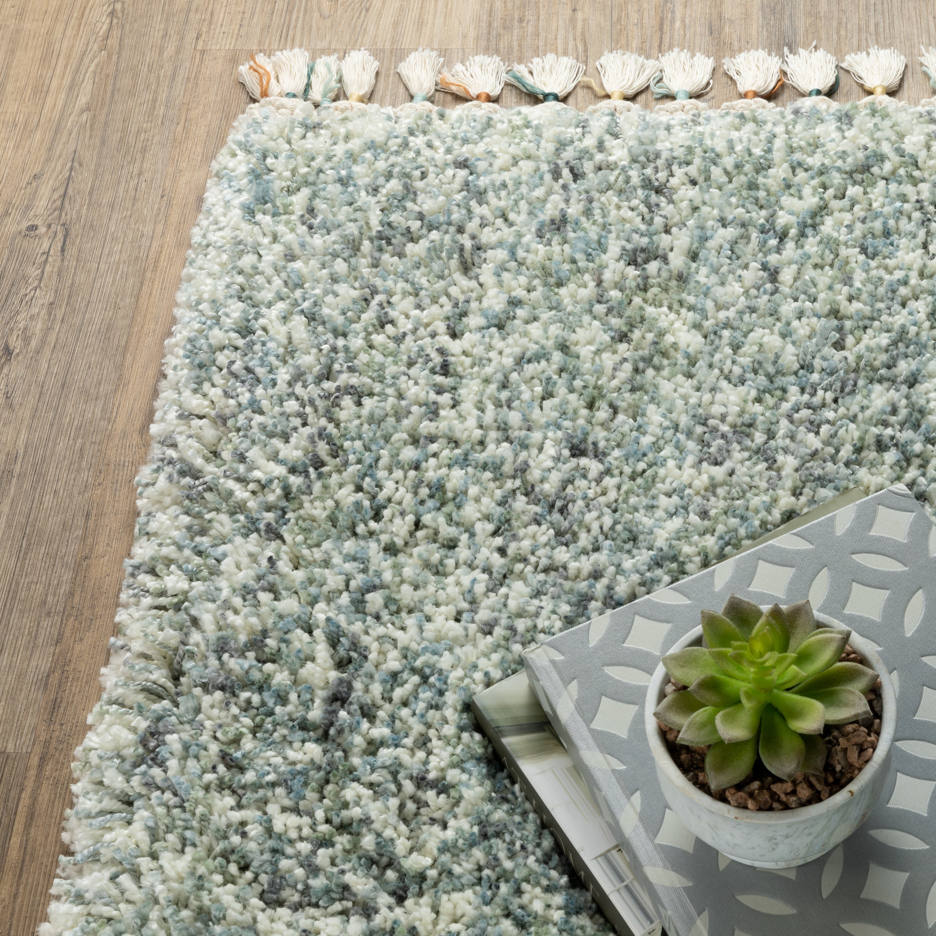 Oriental Weavers Axis AX02A Blue/Ivory Area Rug