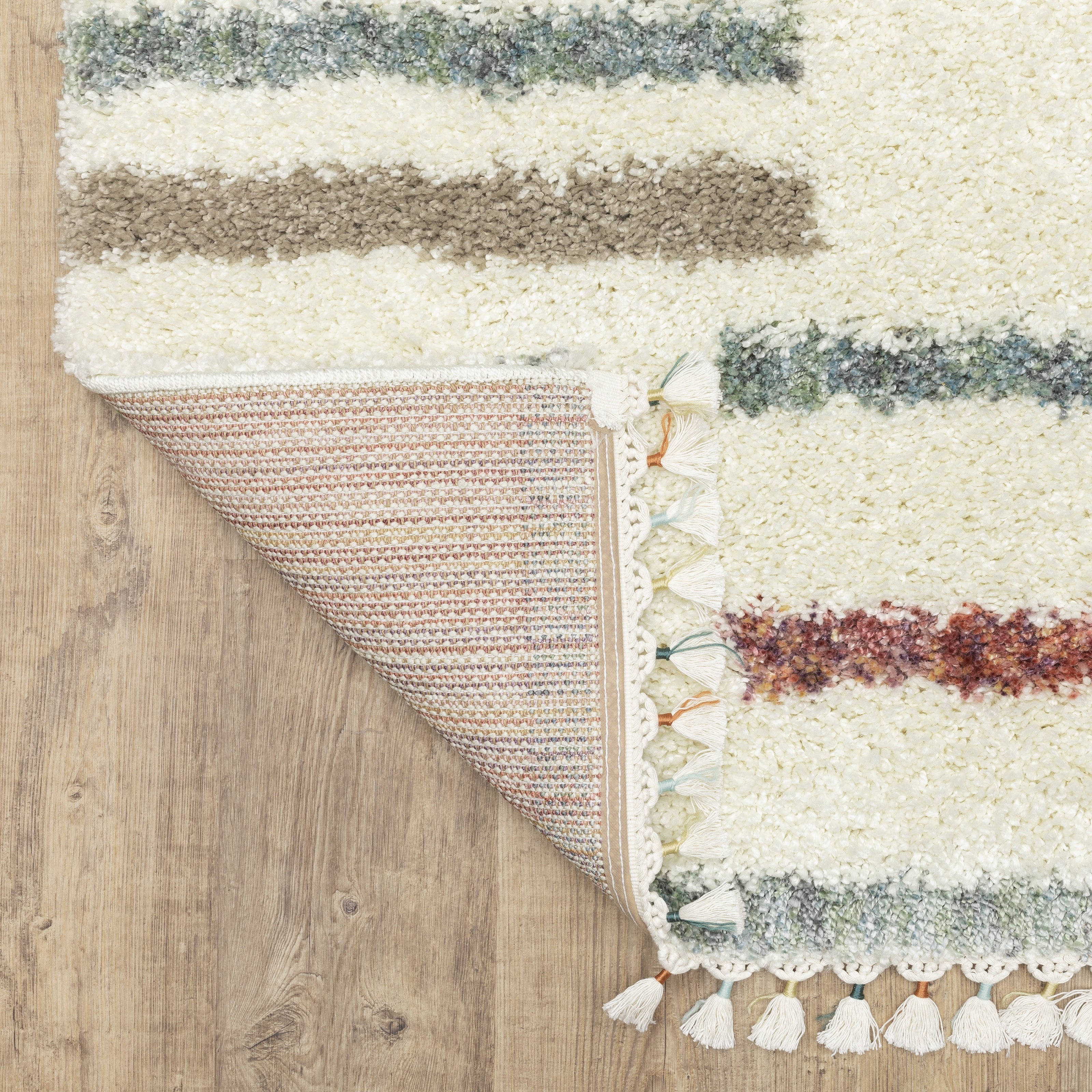 Oriental Weavers Axis AX04A Ivory/Multi Area Rug
