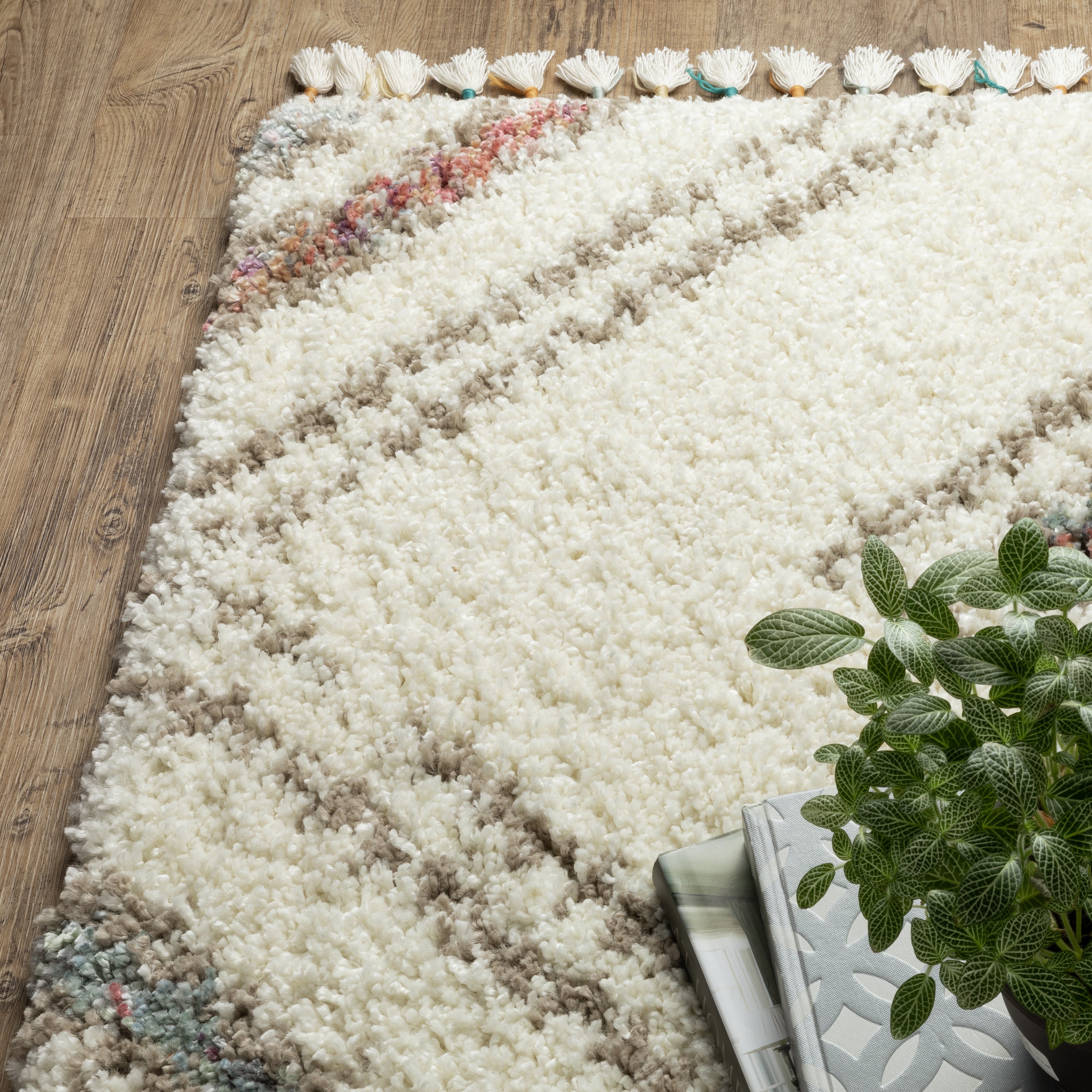 Oriental Weavers Axis AX07A Ivory/Multi Area Rug