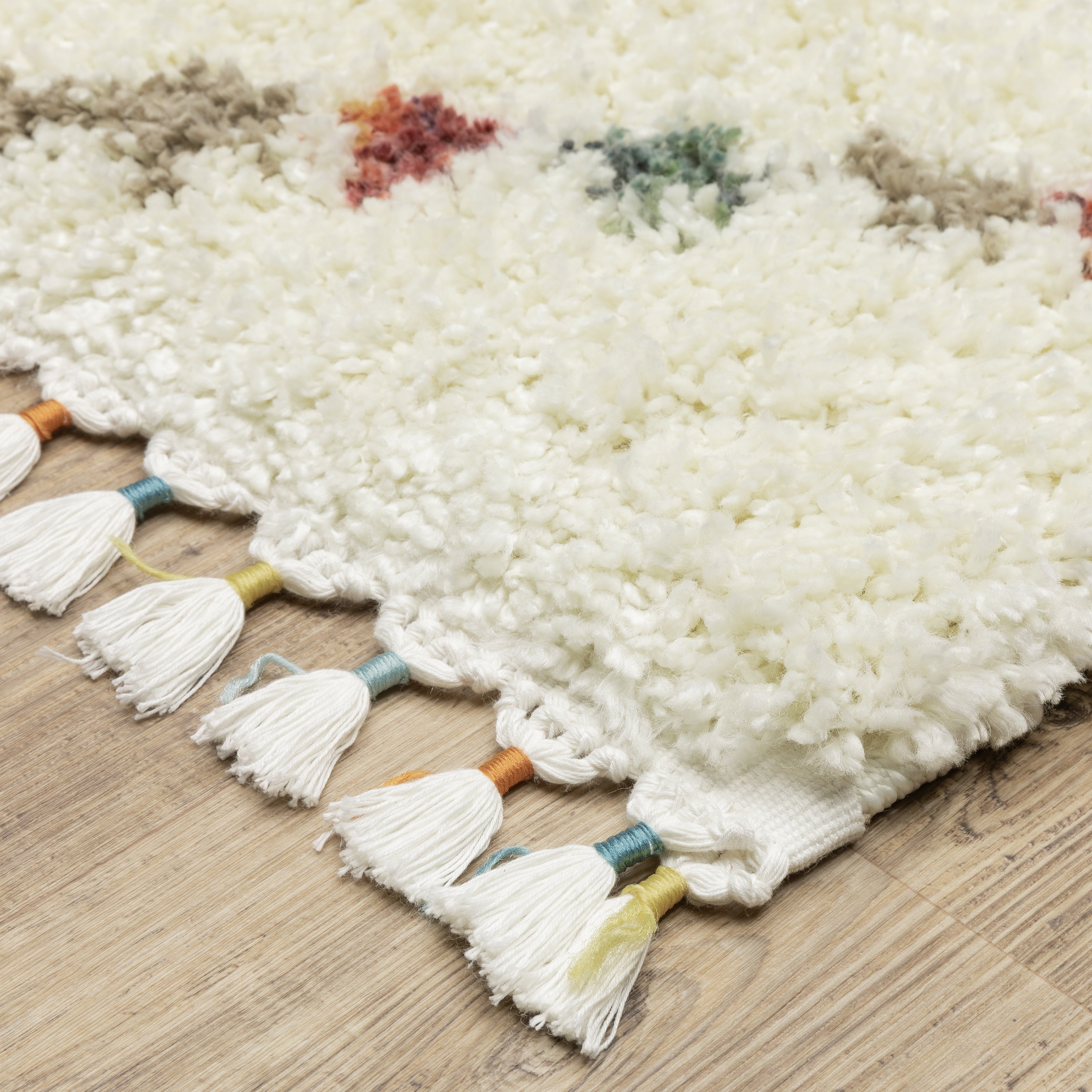 Oriental Weavers Axis AX08A Ivory/Multi Area Rug