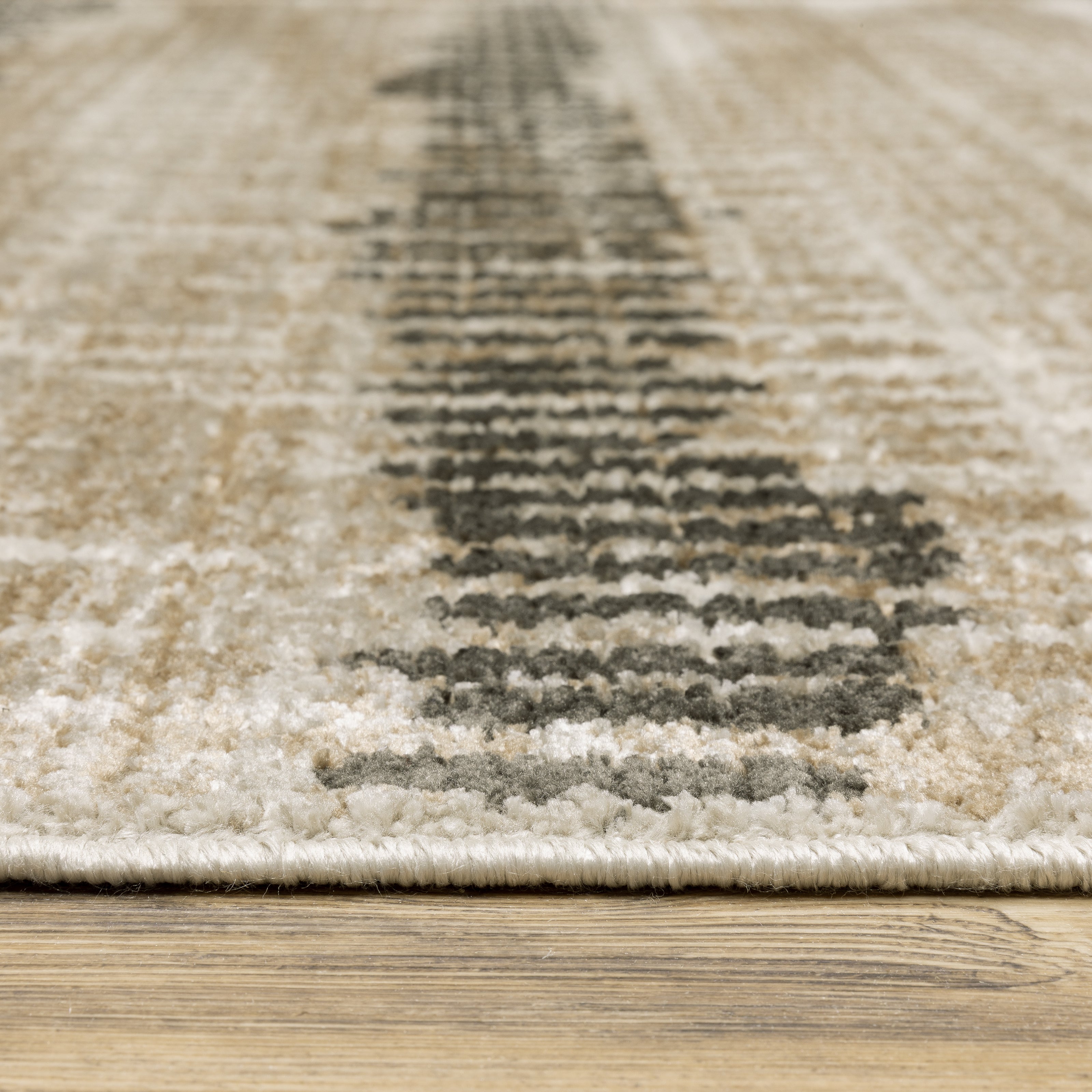 Oriental Weavers Bauer 8120D Beige/Charcoal Area Rug
