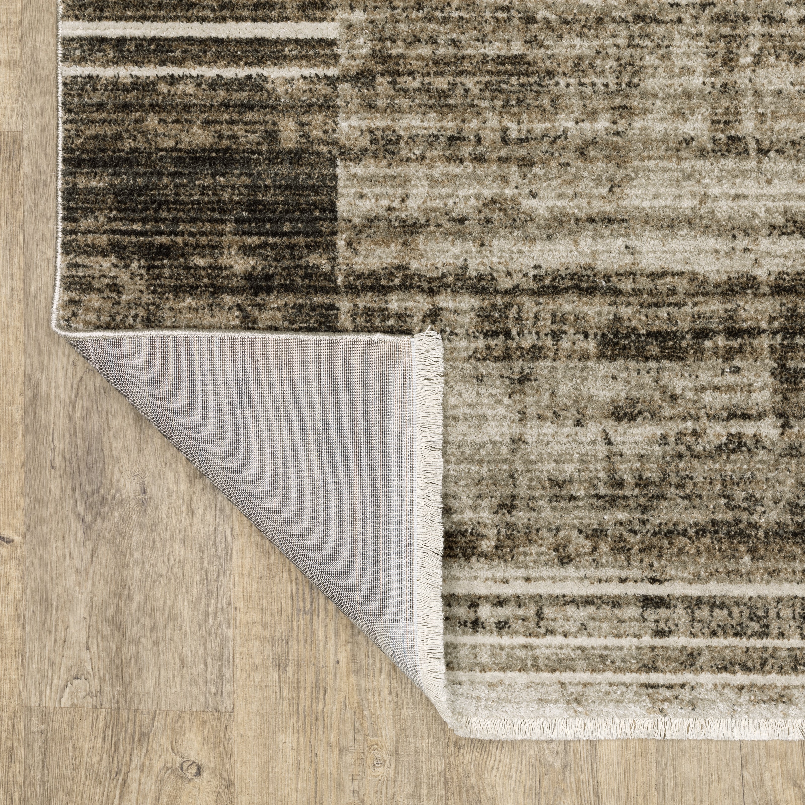Oriental Weavers Bauer 90N Beige/Charcoal Area Rug