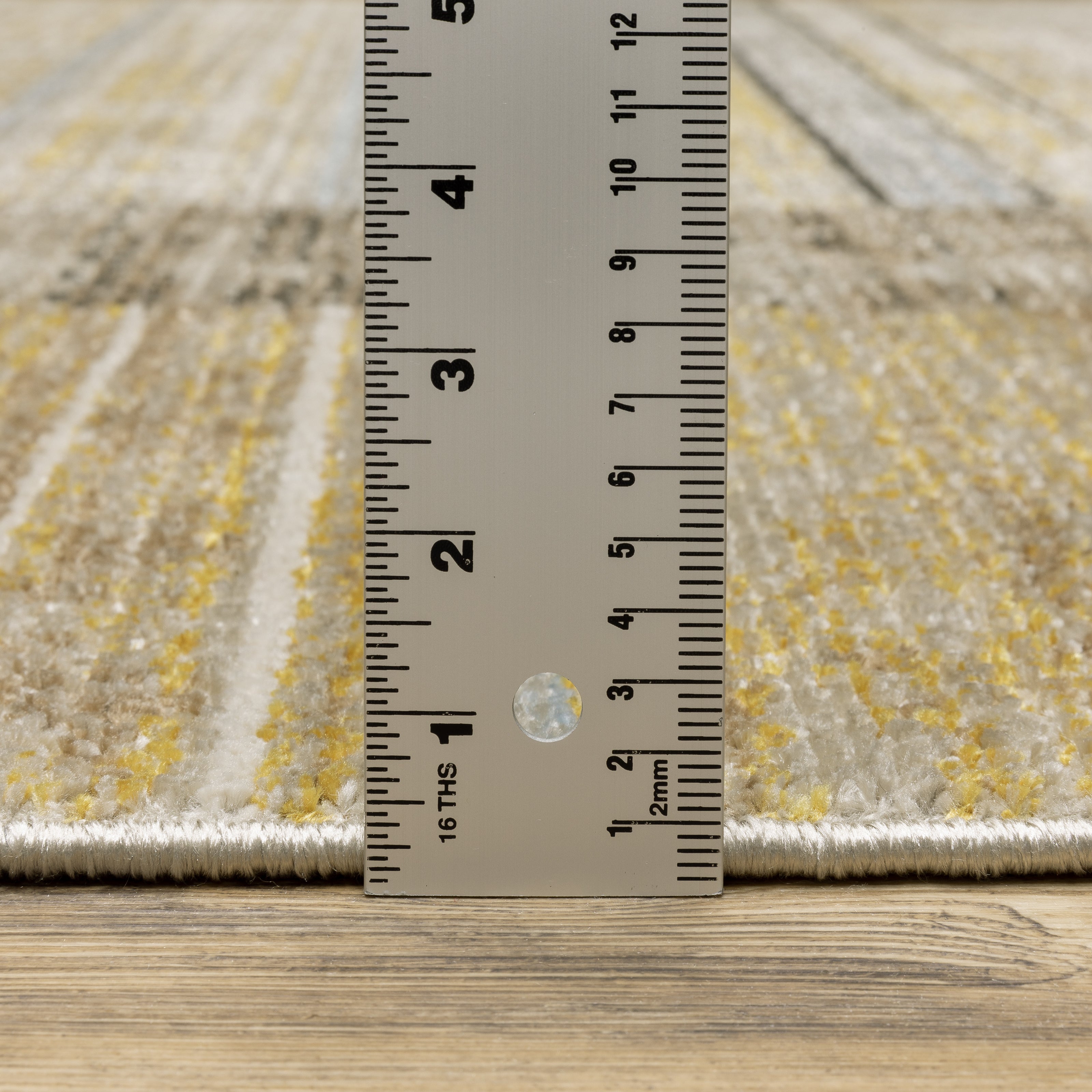 Oriental Weavers Bauer 90N Beige/Charcoal Area Rug