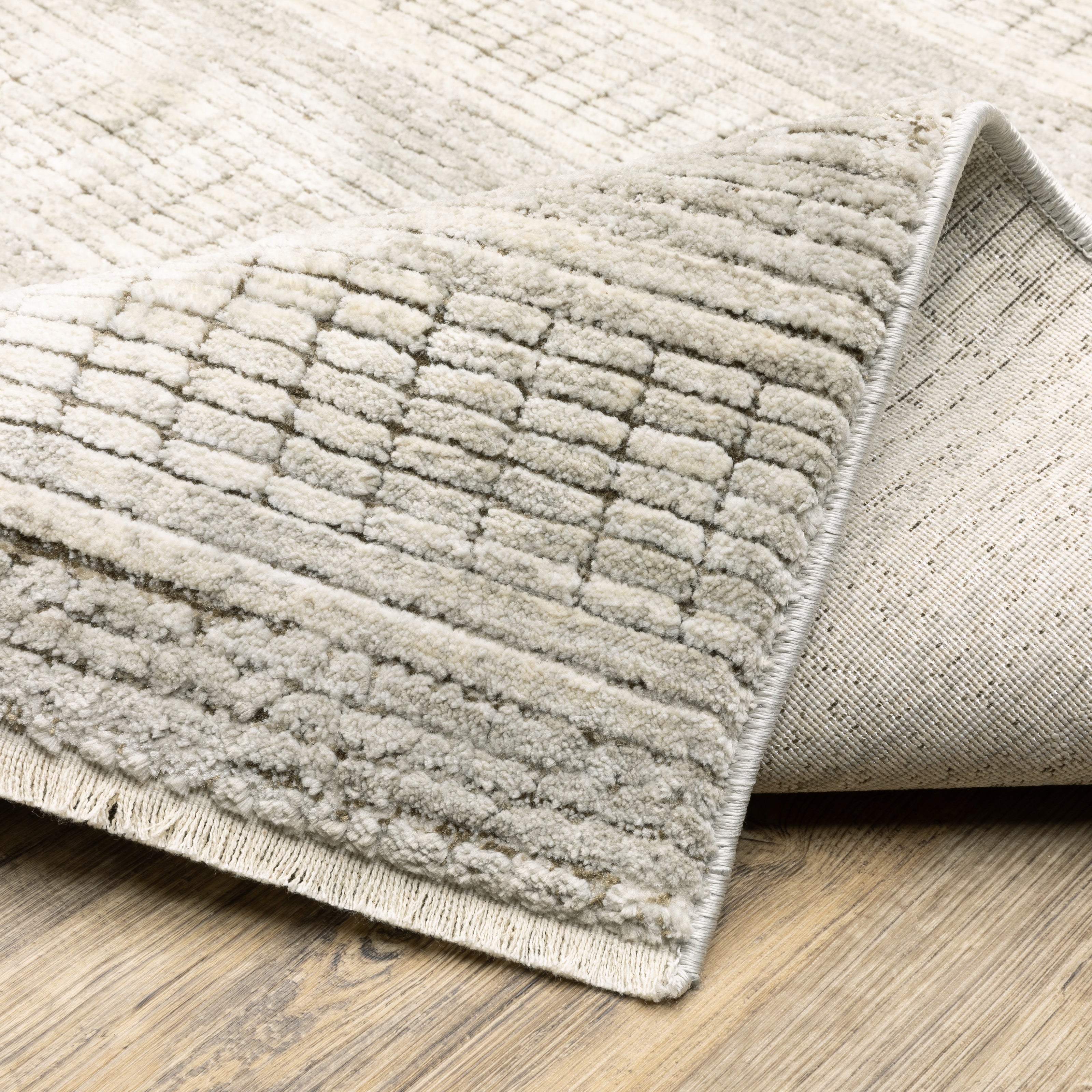 Oriental Weavers Branigan BRG03 Beige/Brown Area Rug