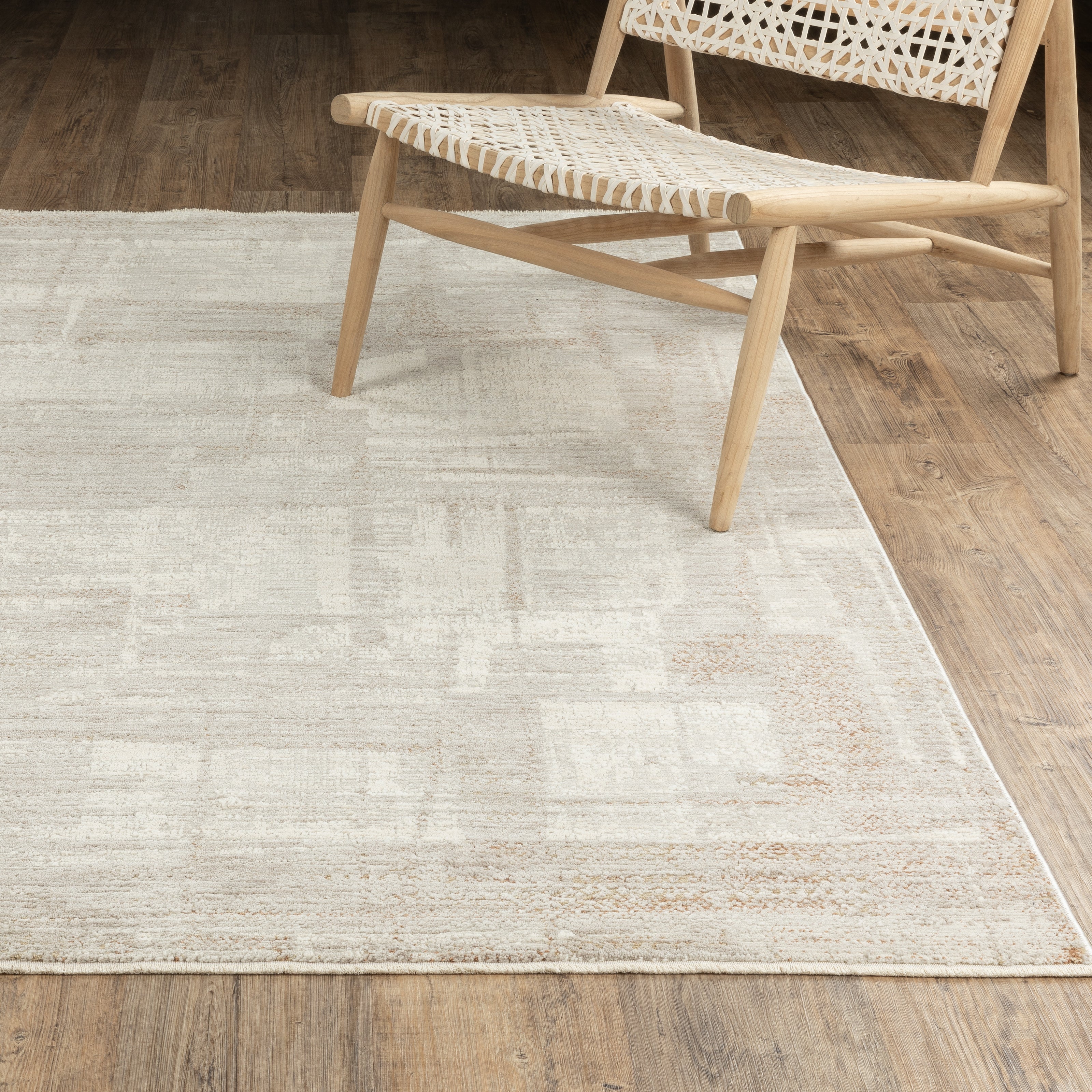 Oriental Weavers Branigan BRG04 Beige/Gold Area Rug