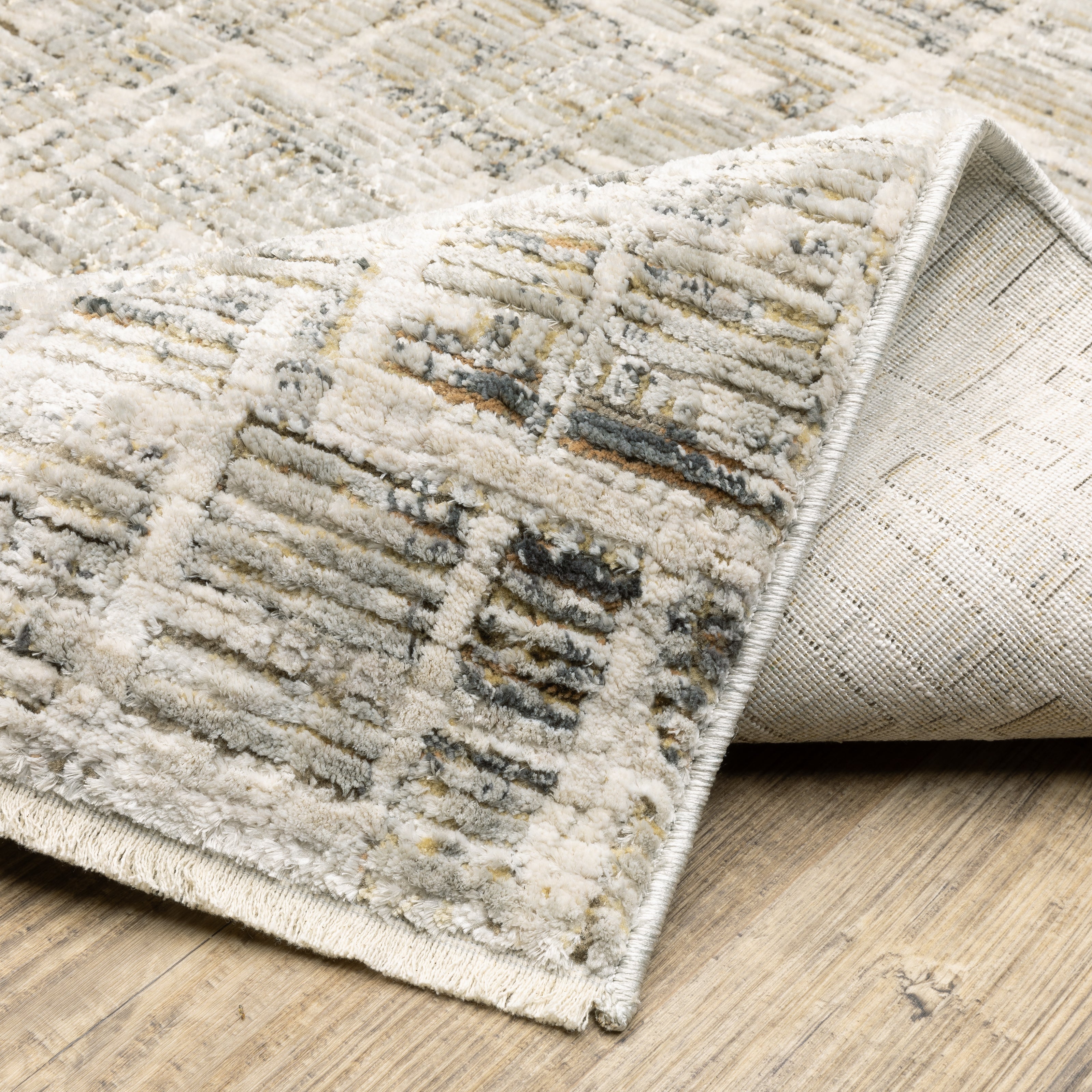 Oriental Weavers Branigan BRG08 Beige/Gold Area Rug