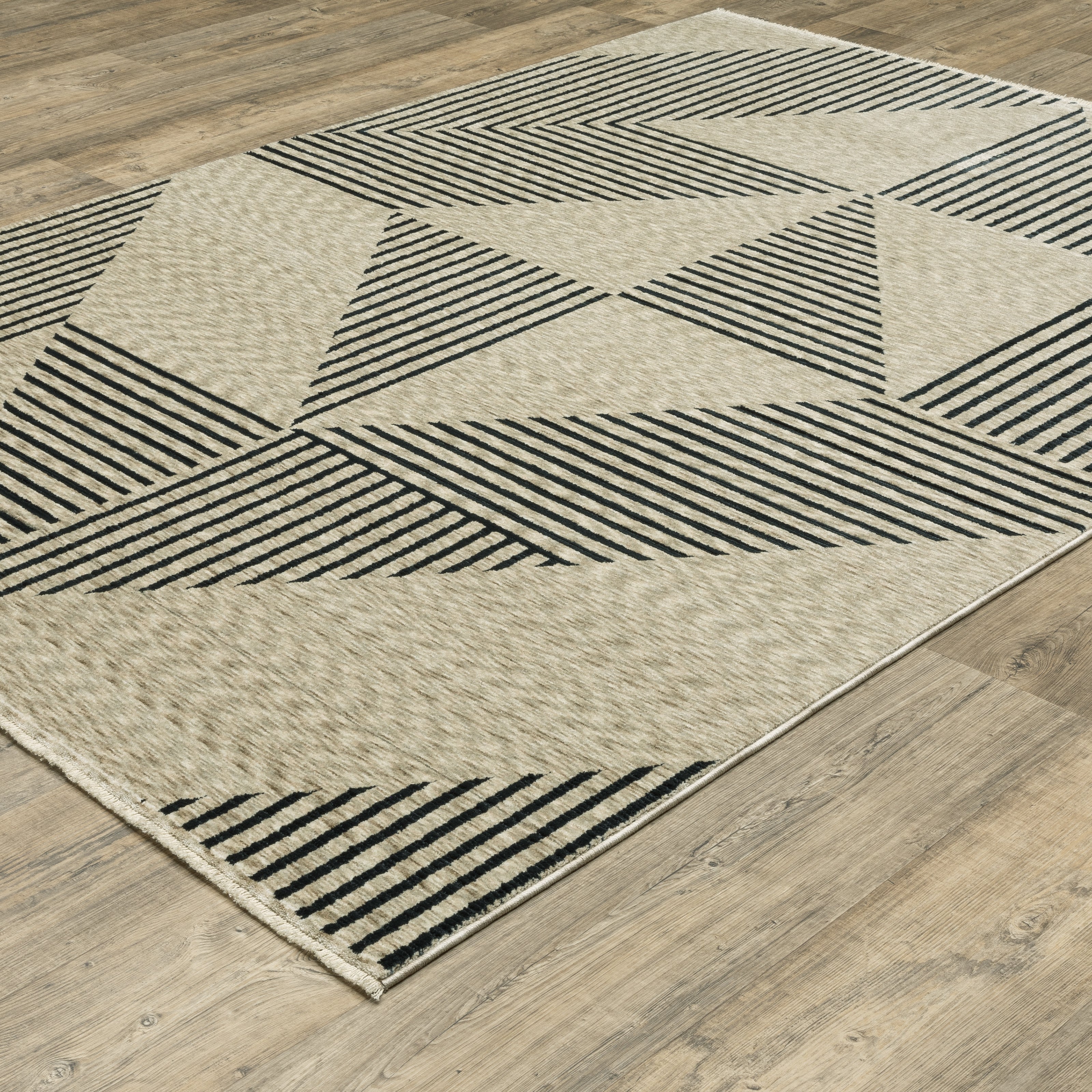 Oriental Weavers Capella CAP04 Beige/Blue Area Rug