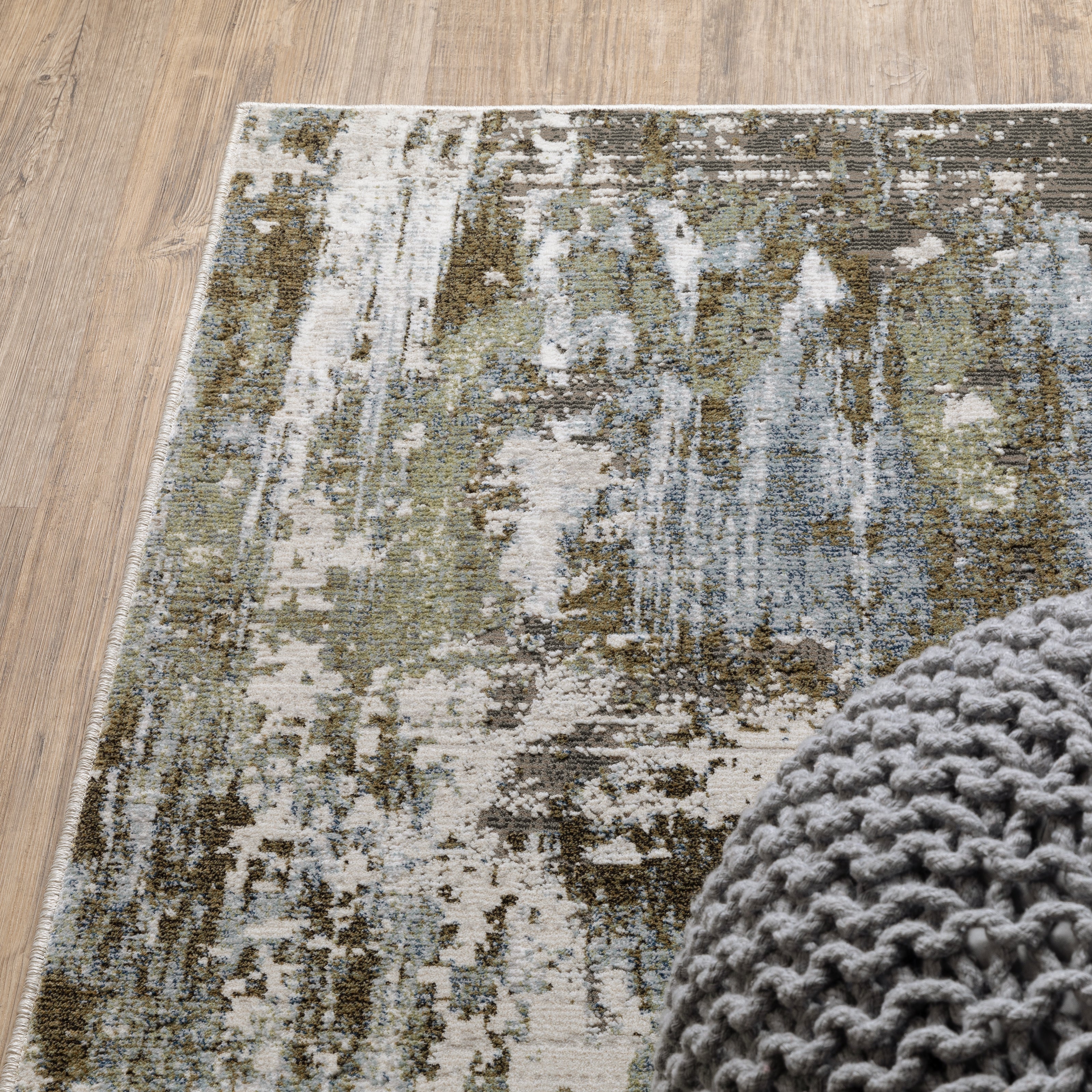 Oriental Weavers Caravan 2060F Green/Blue Area Rug