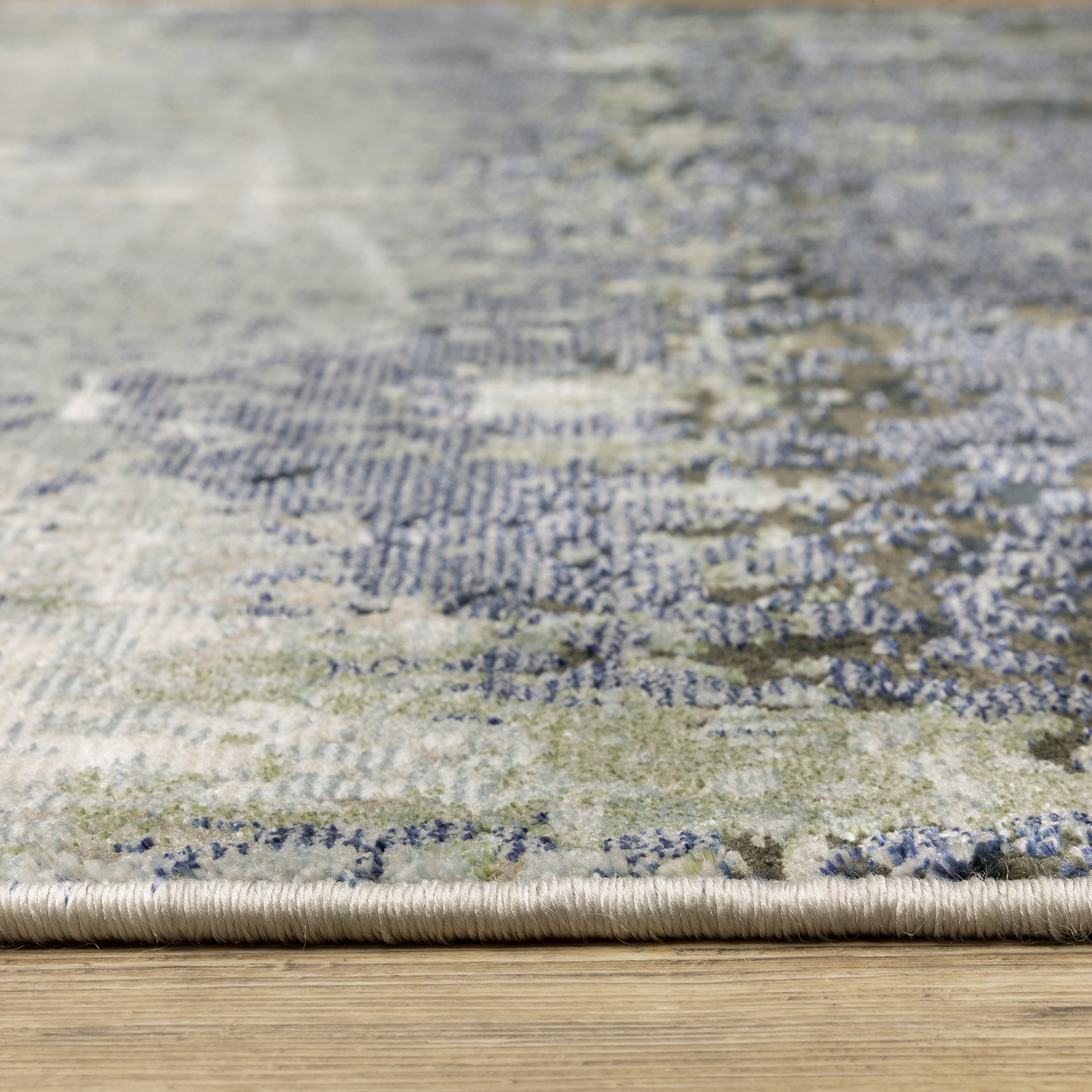Oriental Weavers Caravan 5571H Blue/Green Area Rug