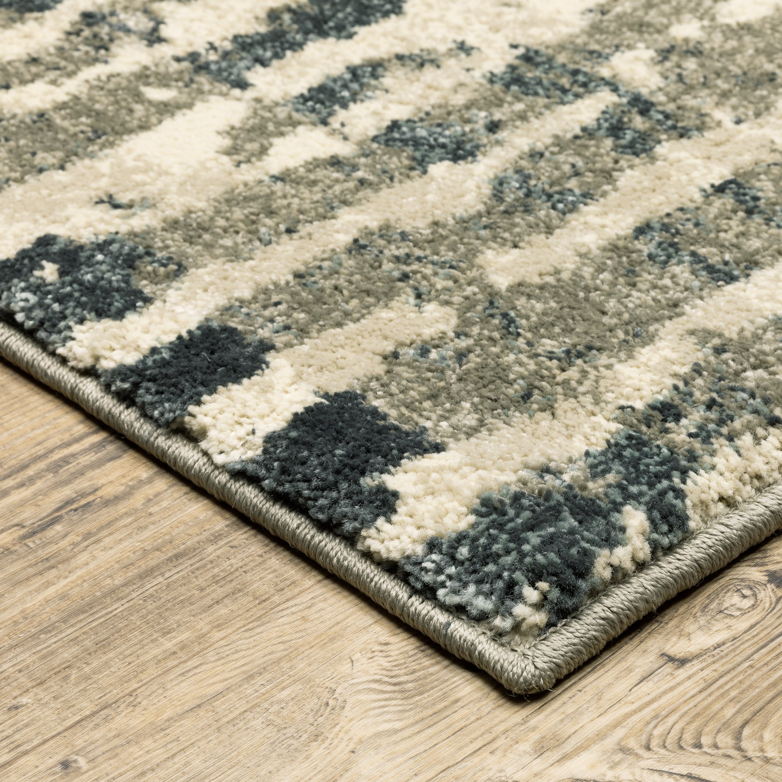 Oriental Weavers Carson 745C Blue/Beige Area Rug