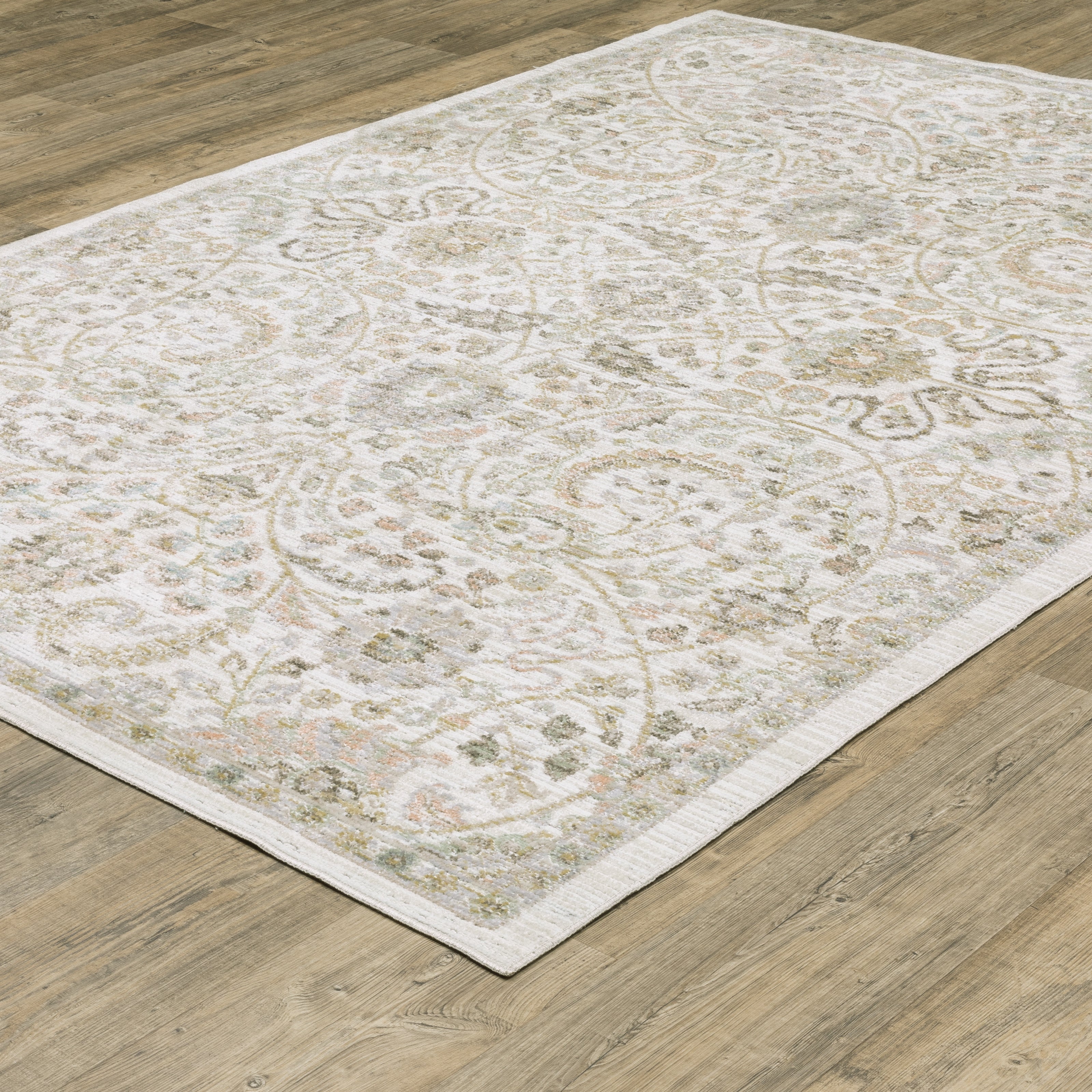 Oriental Weavers Cavett CAV05 Ivory/Gold Area Rug