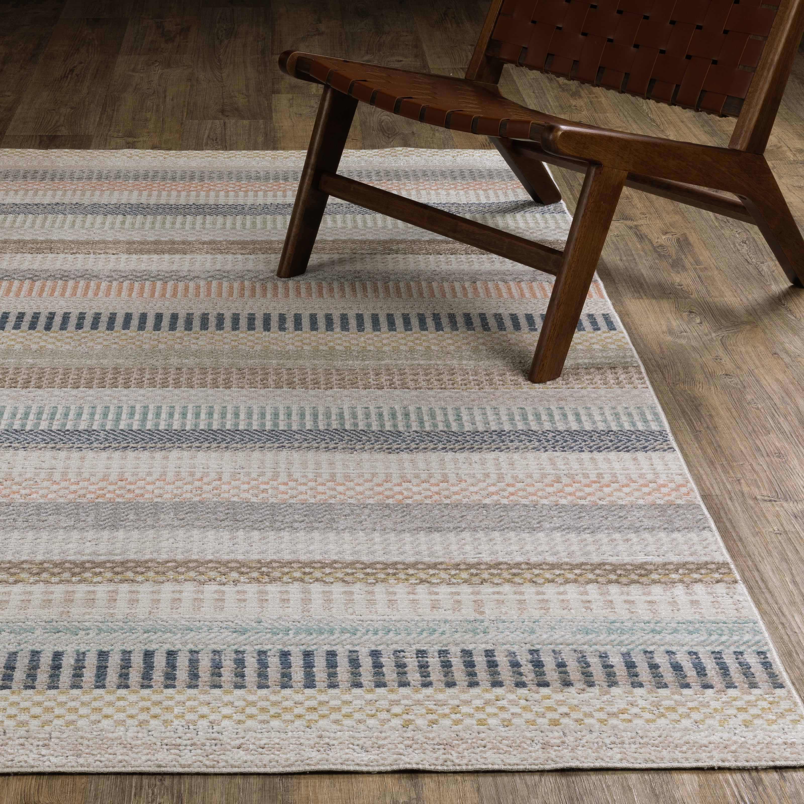 Oriental Weavers Cavett CAV08 Ivory/Multi Area Rug