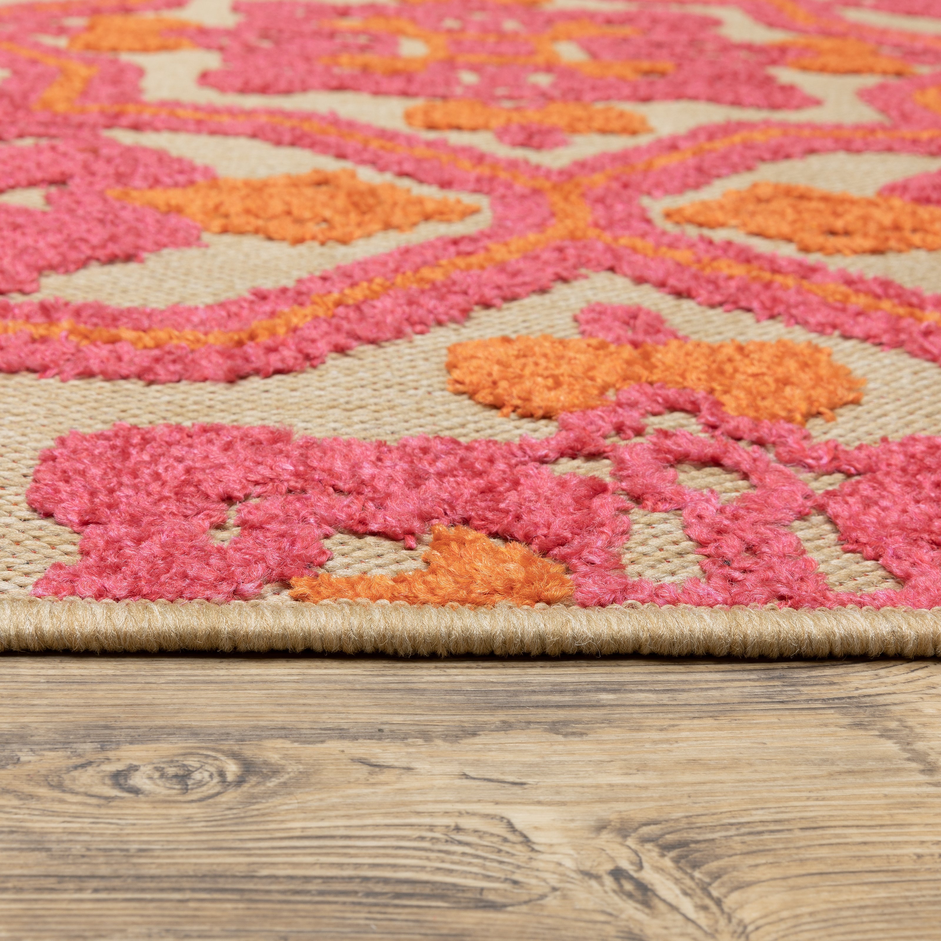 Oriental Weavers Cayman 2541V Sand/Pink Area Rug