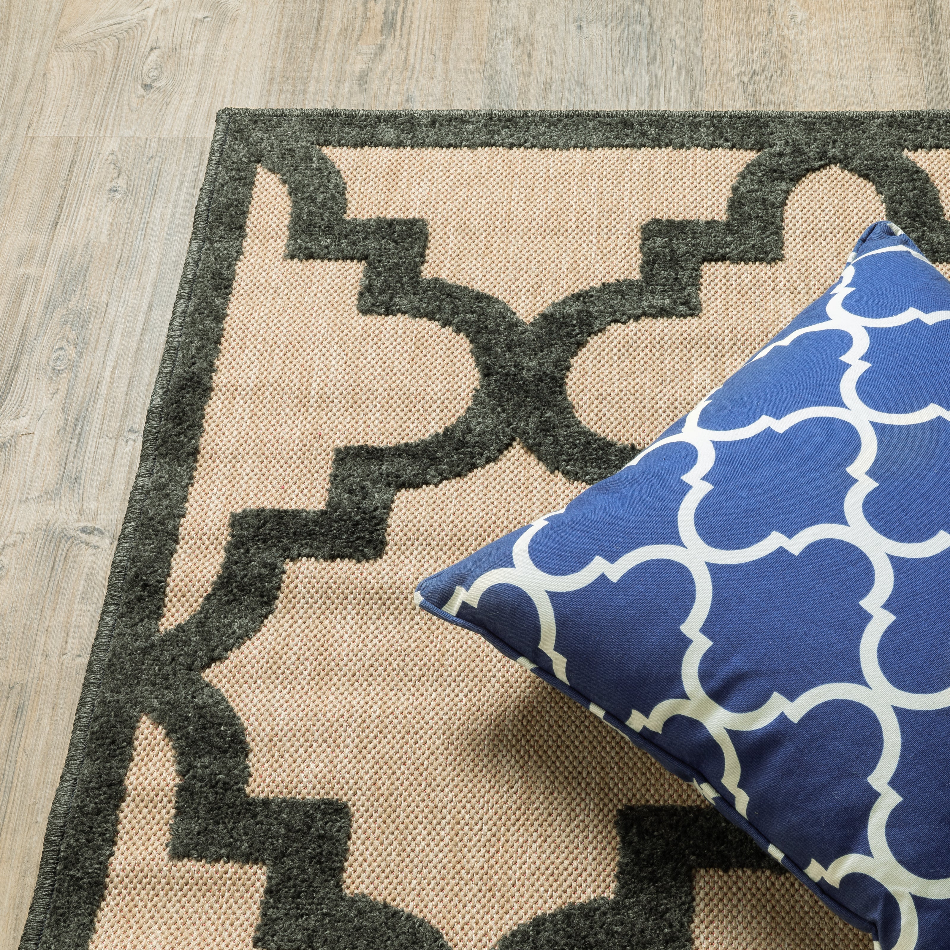 Oriental Weavers Cayman 660N Sand/Charcoal Area Rug