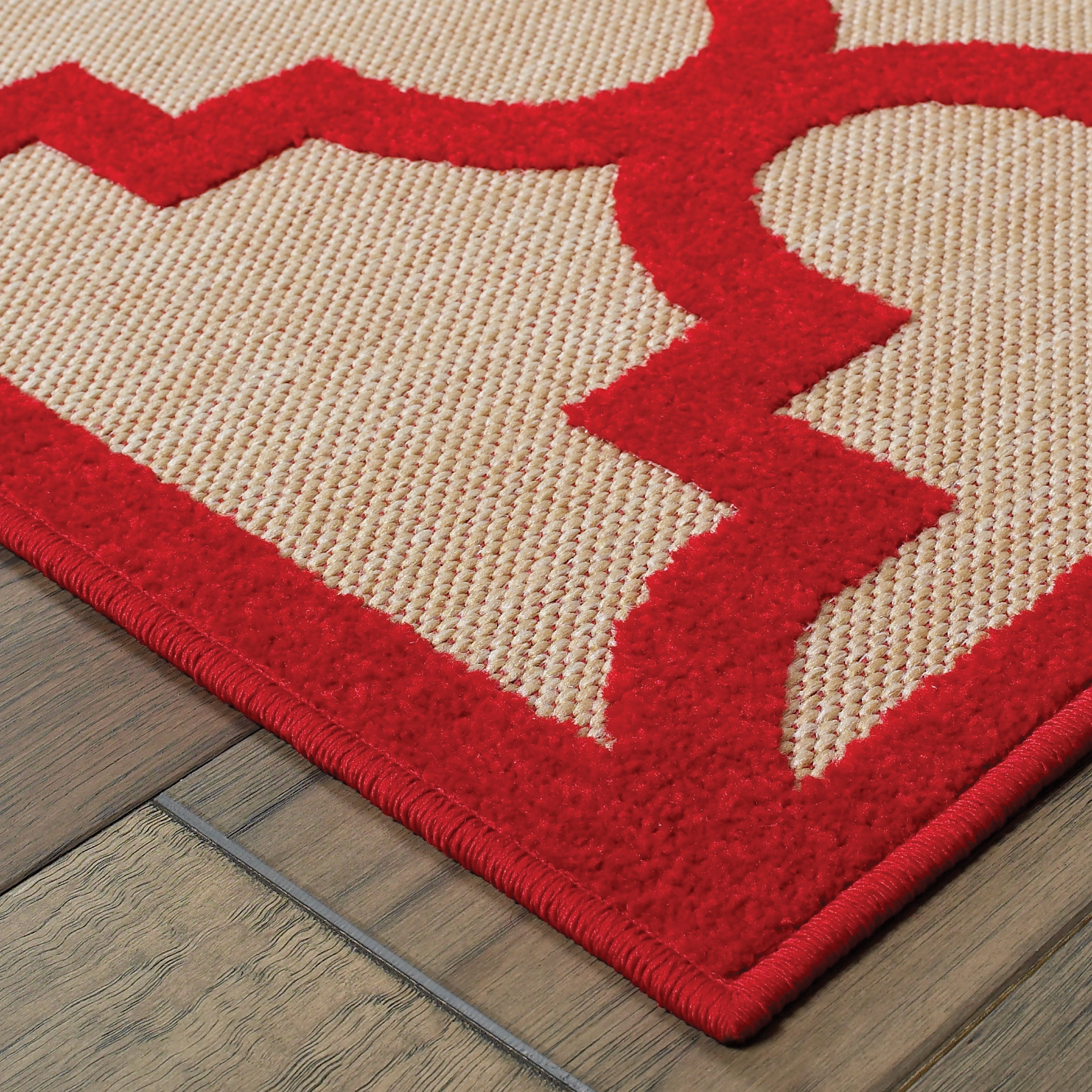 Oriental Weavers Cayman 660R Sand/Red Area Rug