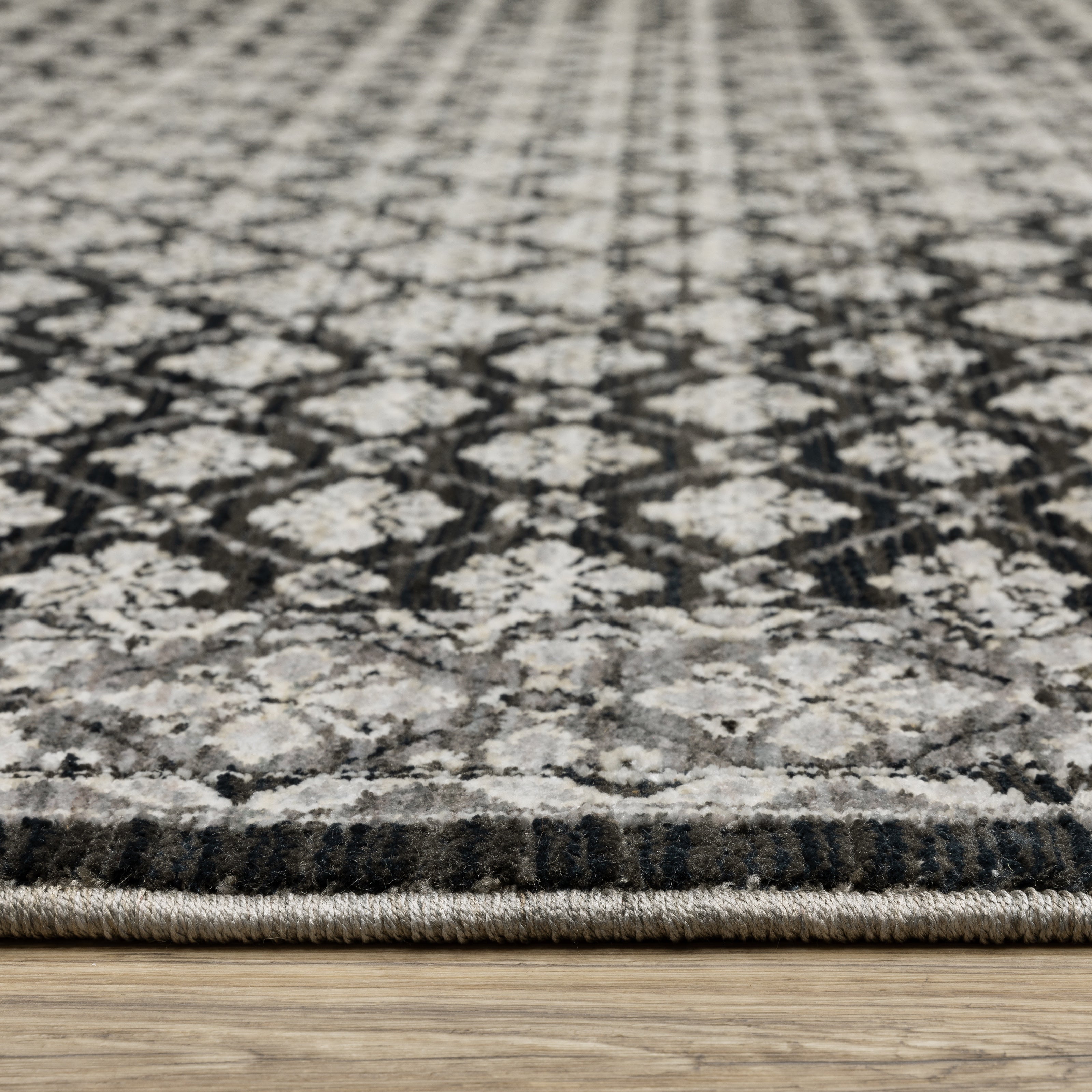 Oriental Weavers Chamberlain CH04A Black/Grey Area Rug