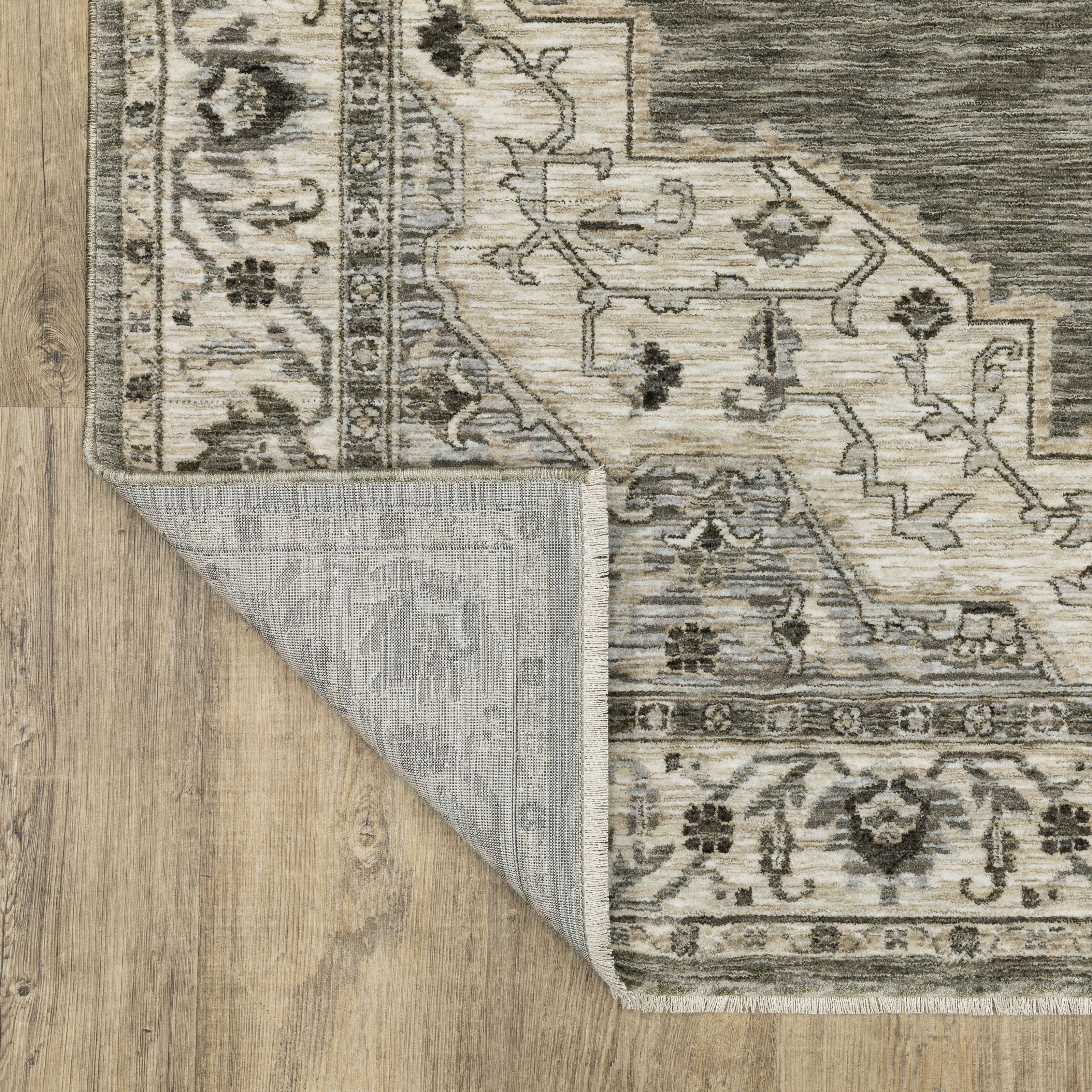 Oriental Weavers Chamberlain CH05A Grey/Beige Area Rug
