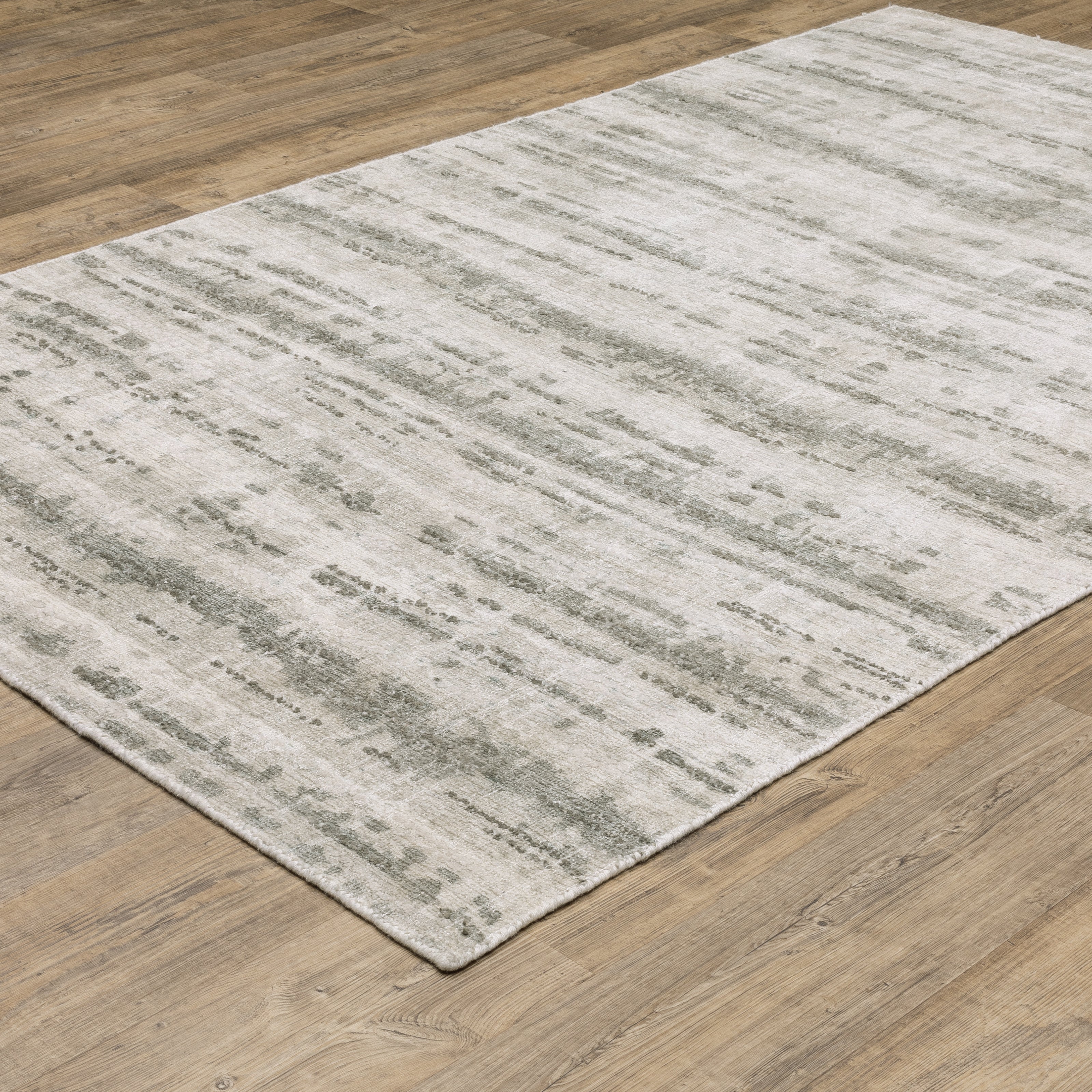Oriental Weavers Clarke CLA02 Beige/Green Area Rug