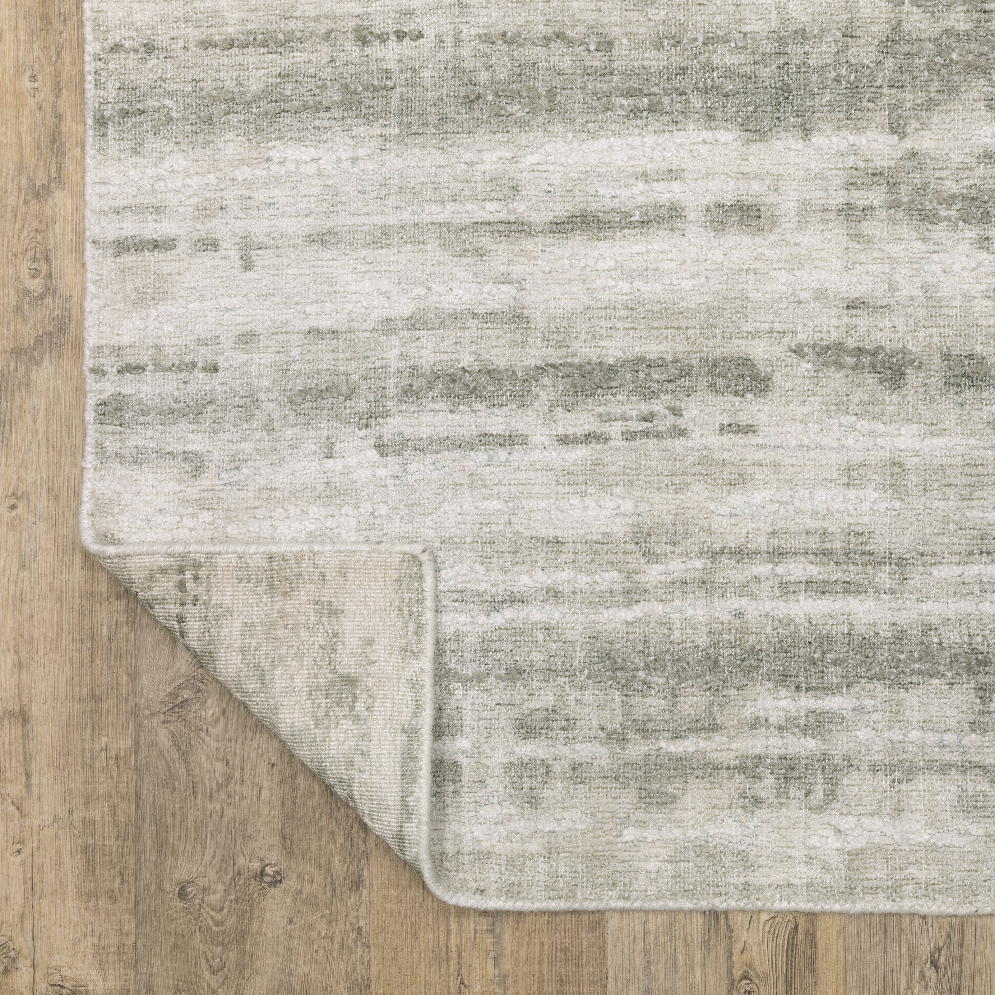 Oriental Weavers Clarke CLA02 Beige/Green Area Rug